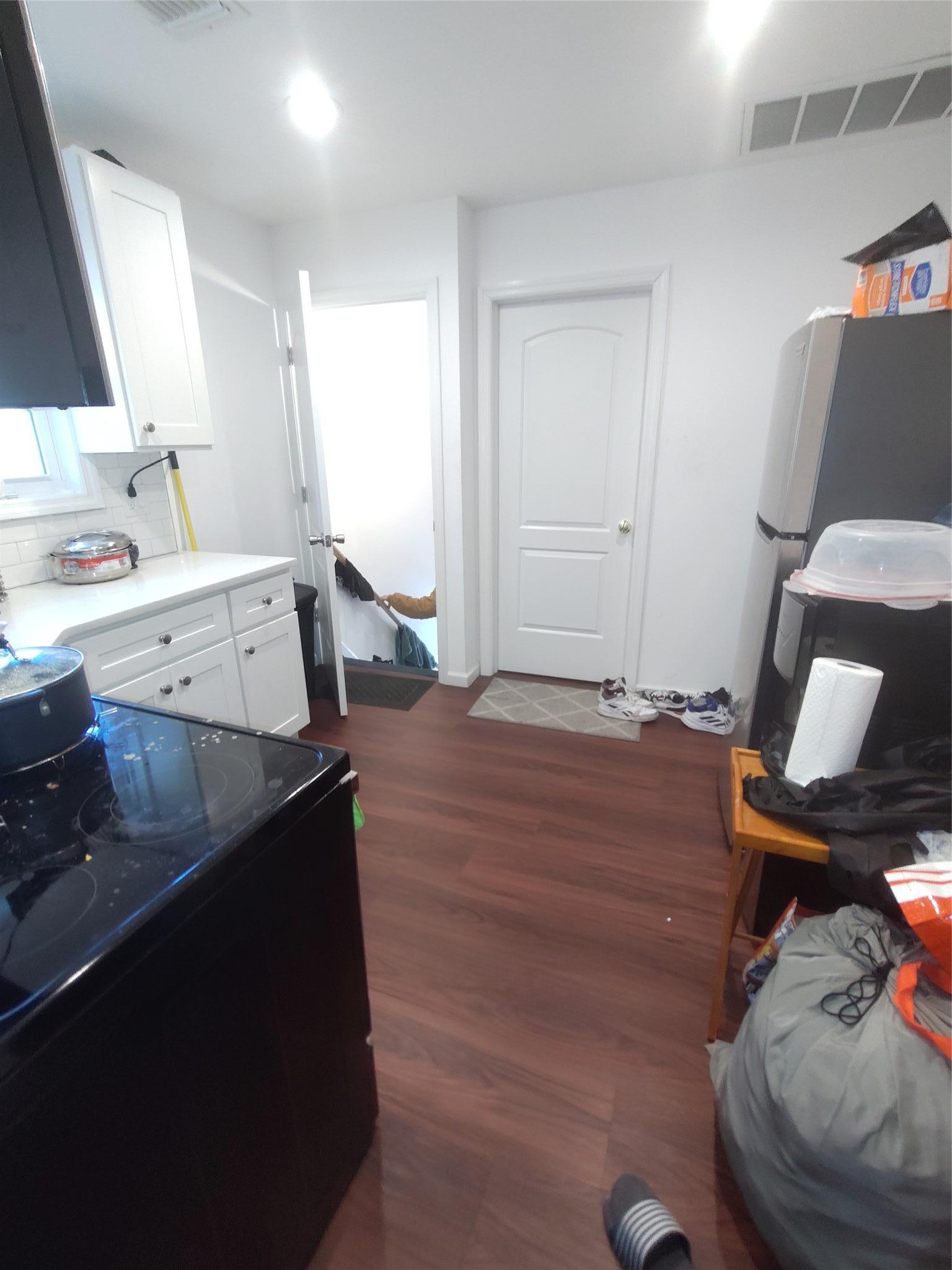 Single Family Great Neck  Suffolk County, NY 11726, MLS-890588-15