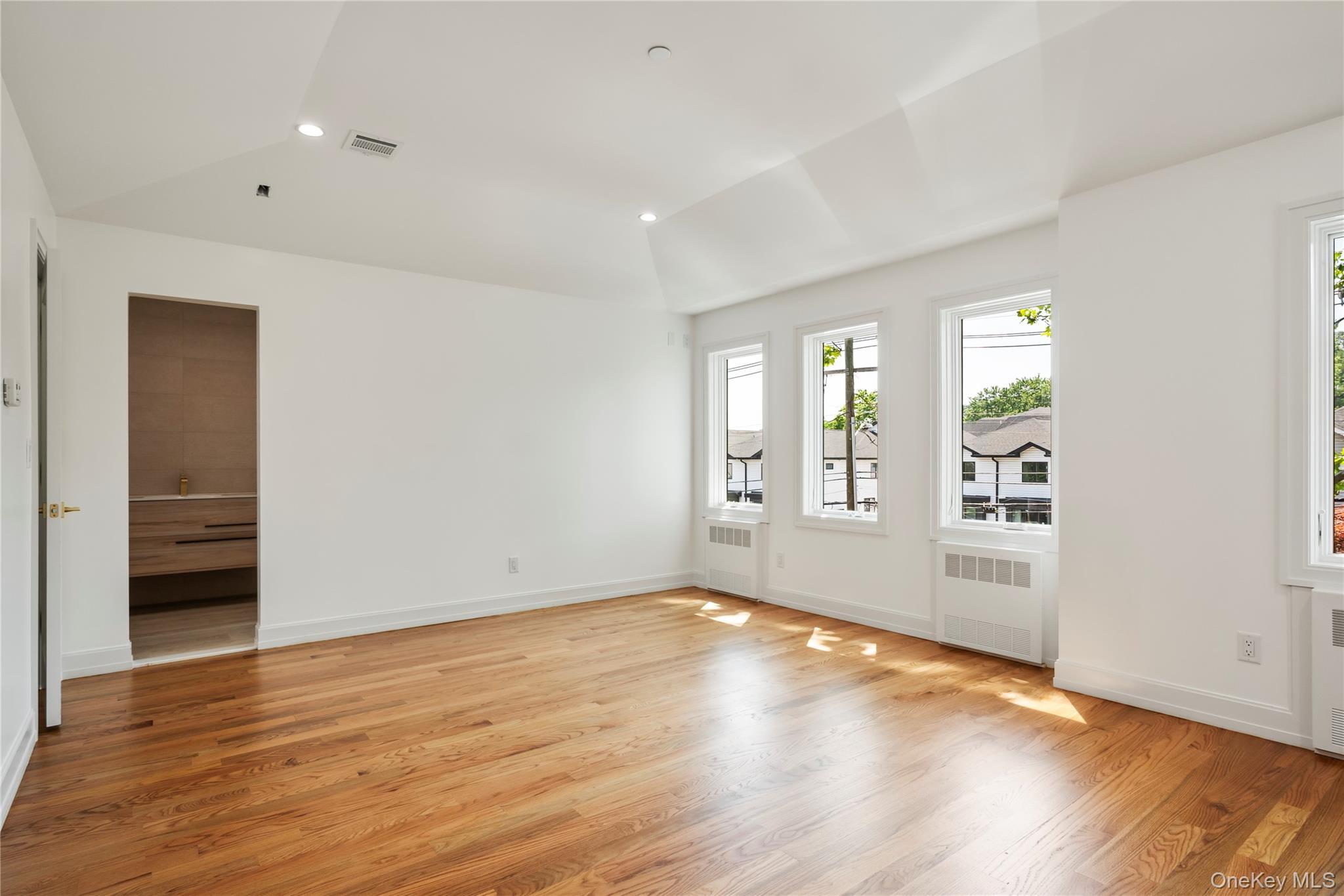 Condo Union  Rockland County, NY 10977, MLS-890593-21