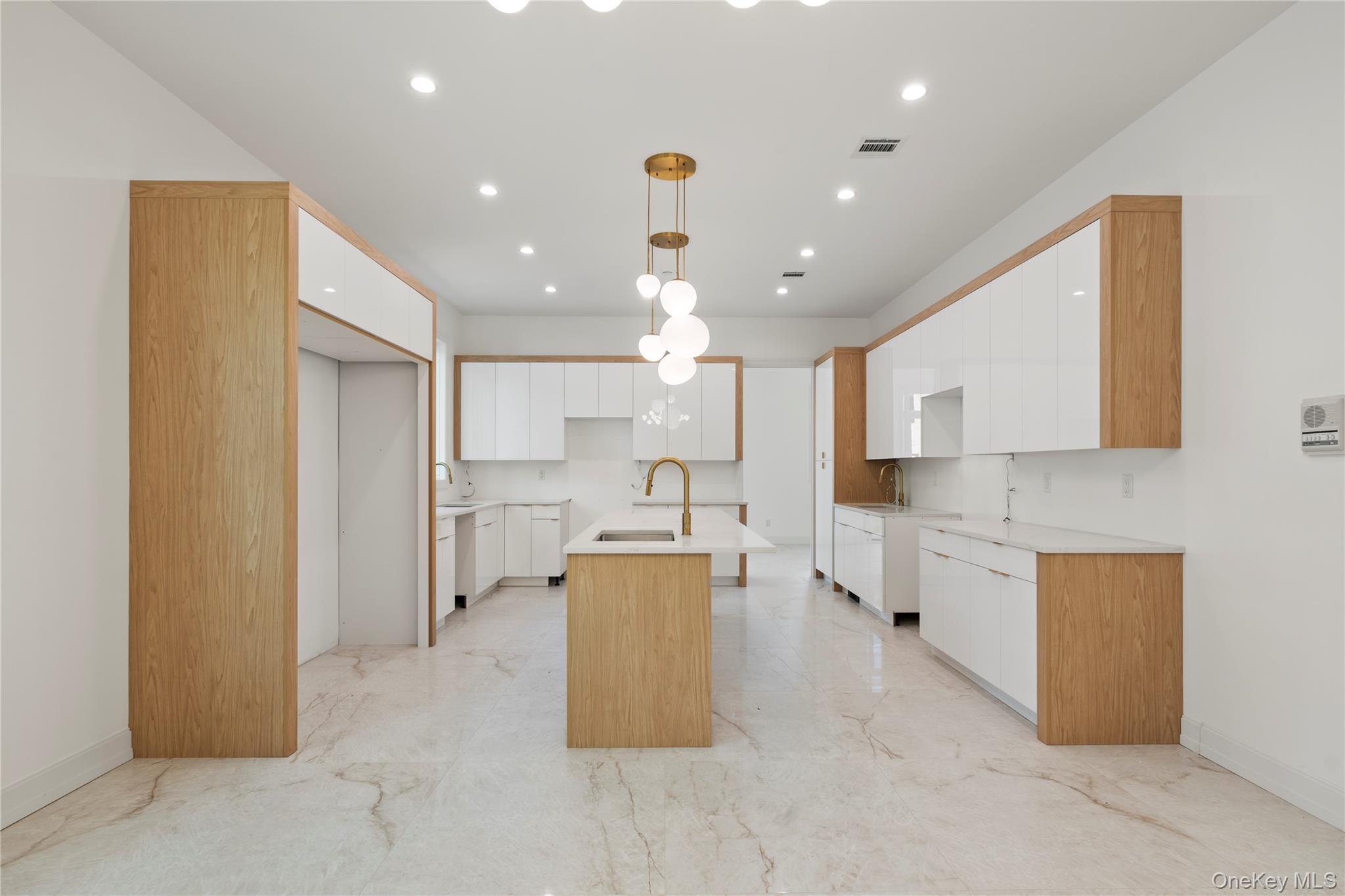 Condo Union  Rockland County, NY 10977, MLS-890593-9