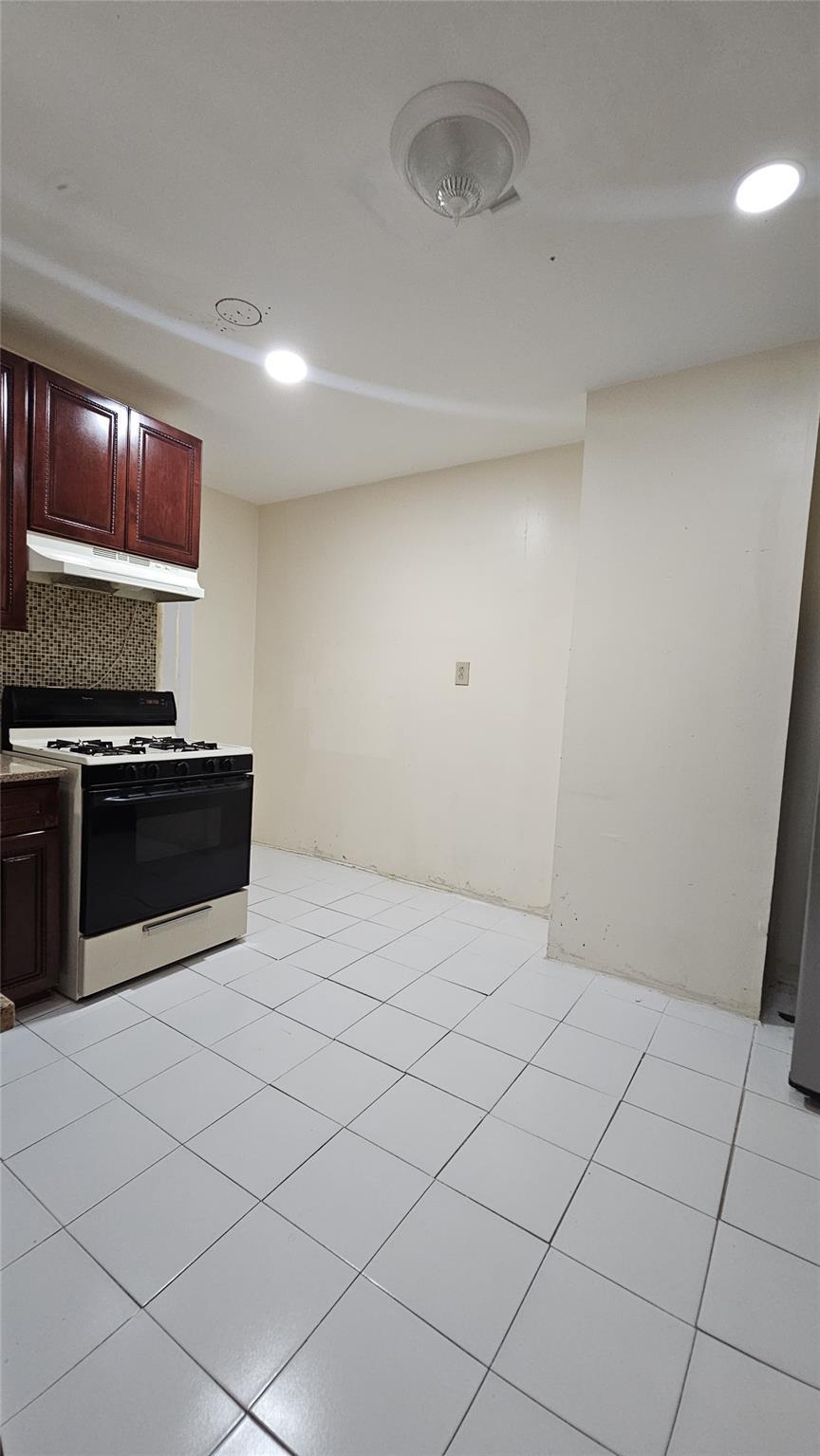 WebID:  890602