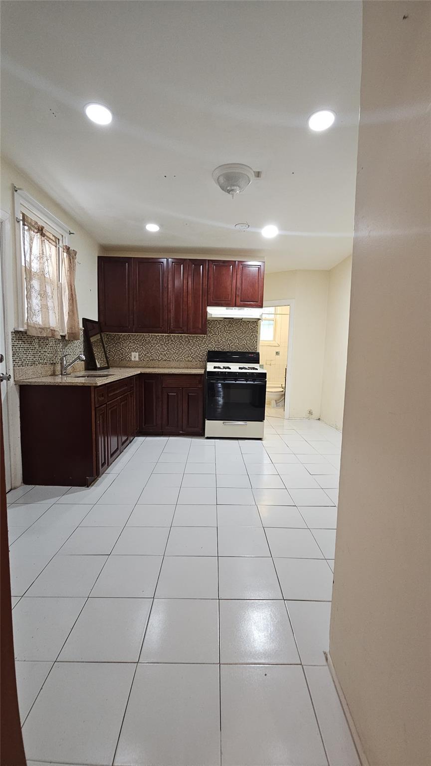 Apartment New Jersey  Brooklyn, NY 11207, MLS-890602-2