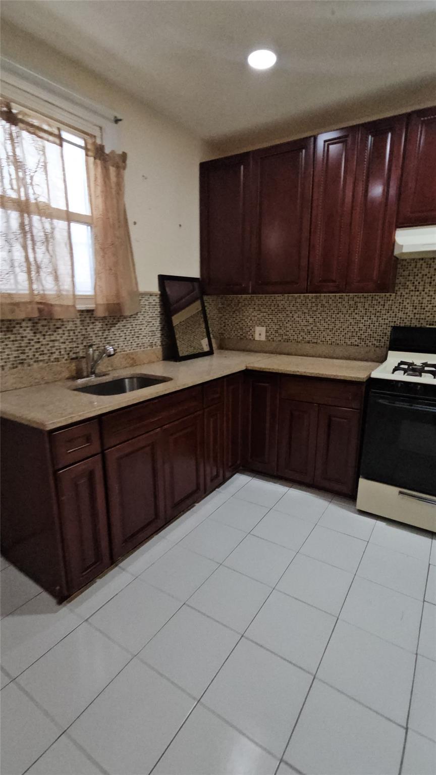 Apartment New Jersey  Brooklyn, NY 11207, MLS-890602-5