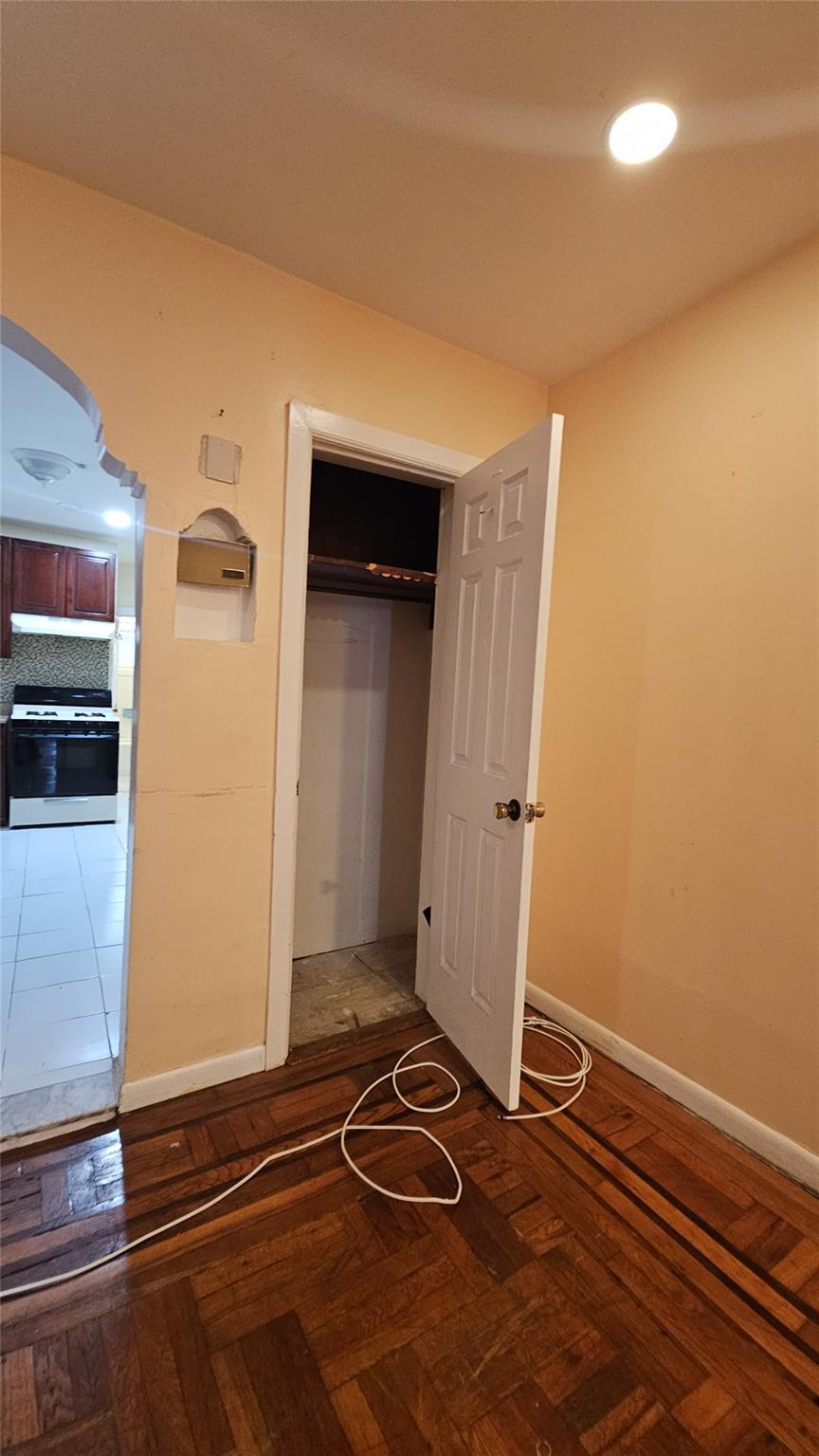 Apartment New Jersey  Brooklyn, NY 11207, MLS-890602-6