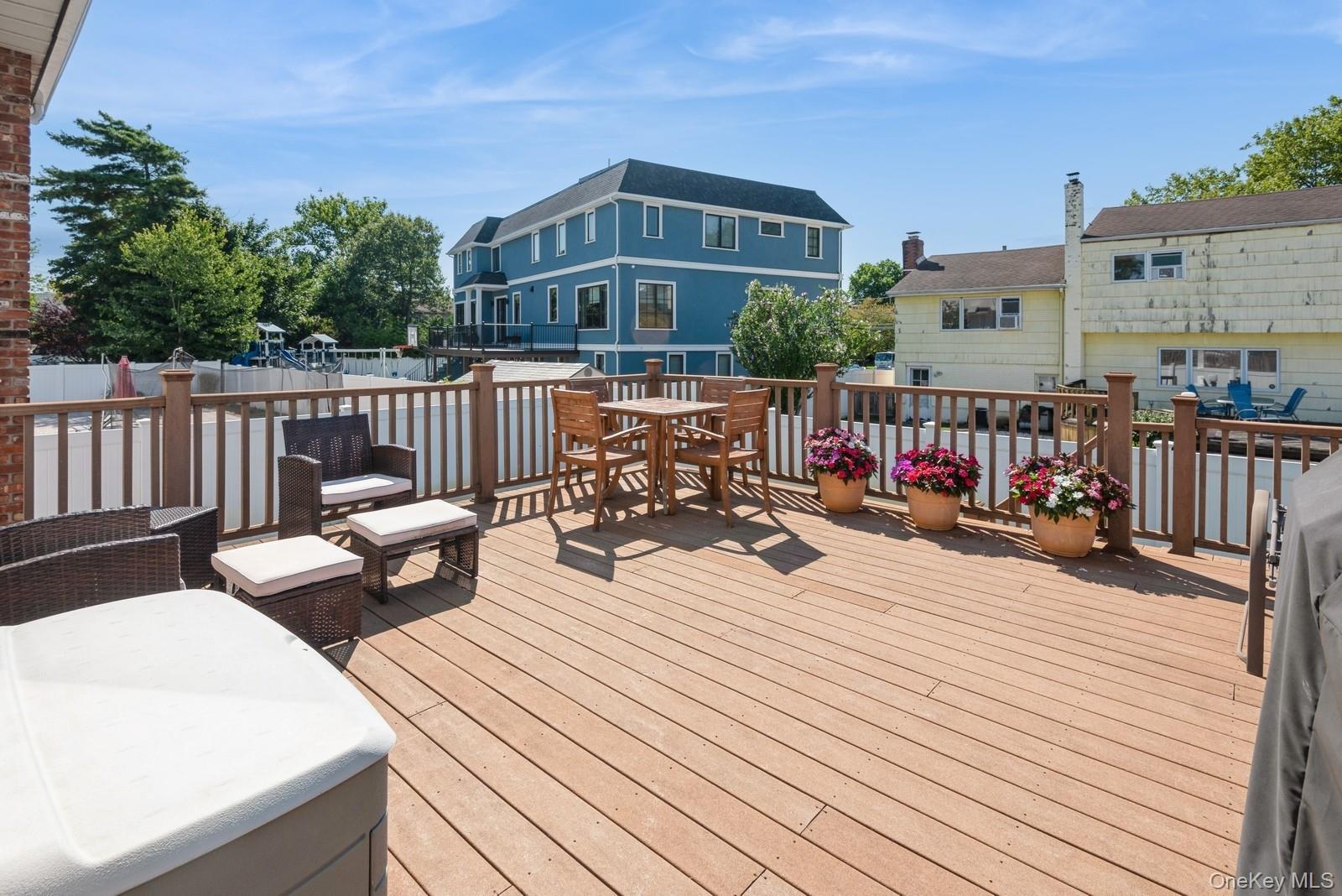 Single Family Redwood Nassau County, NY 11516, MLS-890631-30