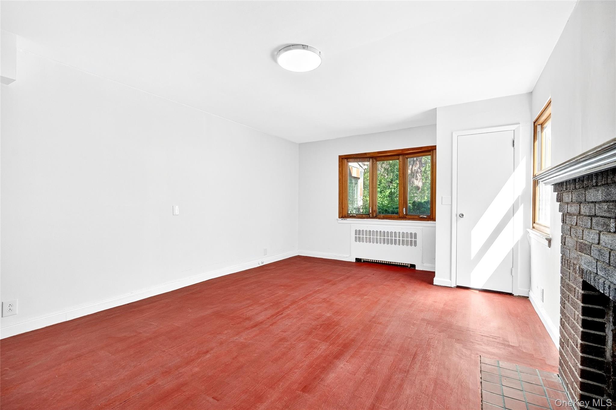 Single Family Independence Bronx, NY 10471, MLS-890641-21