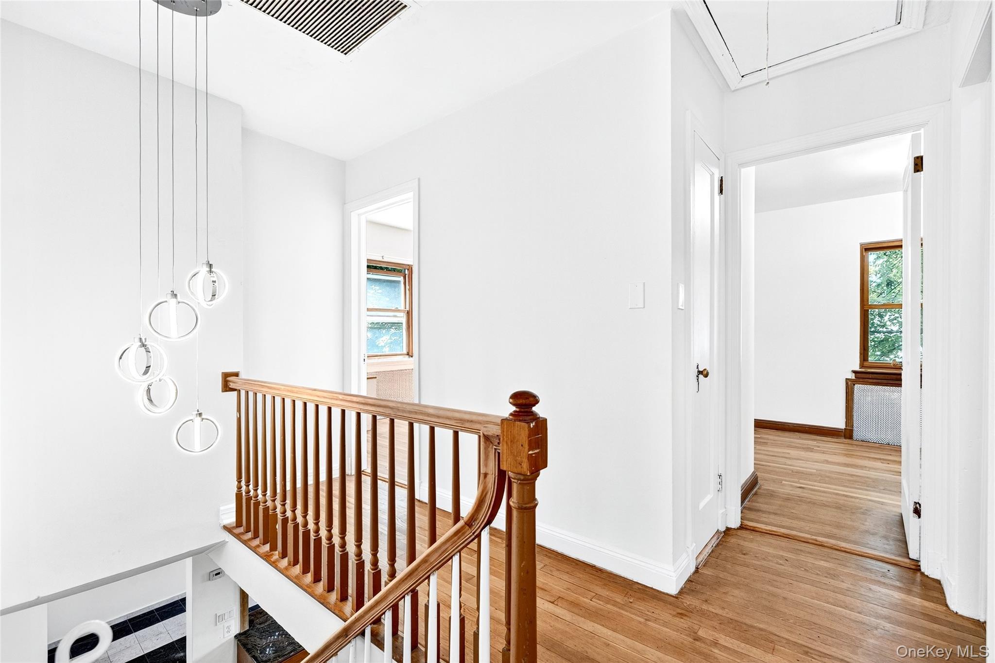 Single Family Independence Bronx, NY 10471, MLS-890641-27