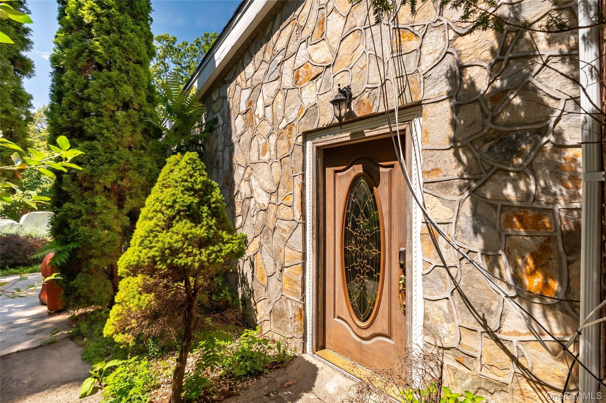 Single Family Independence Bronx, NY 10471, MLS-890641-40