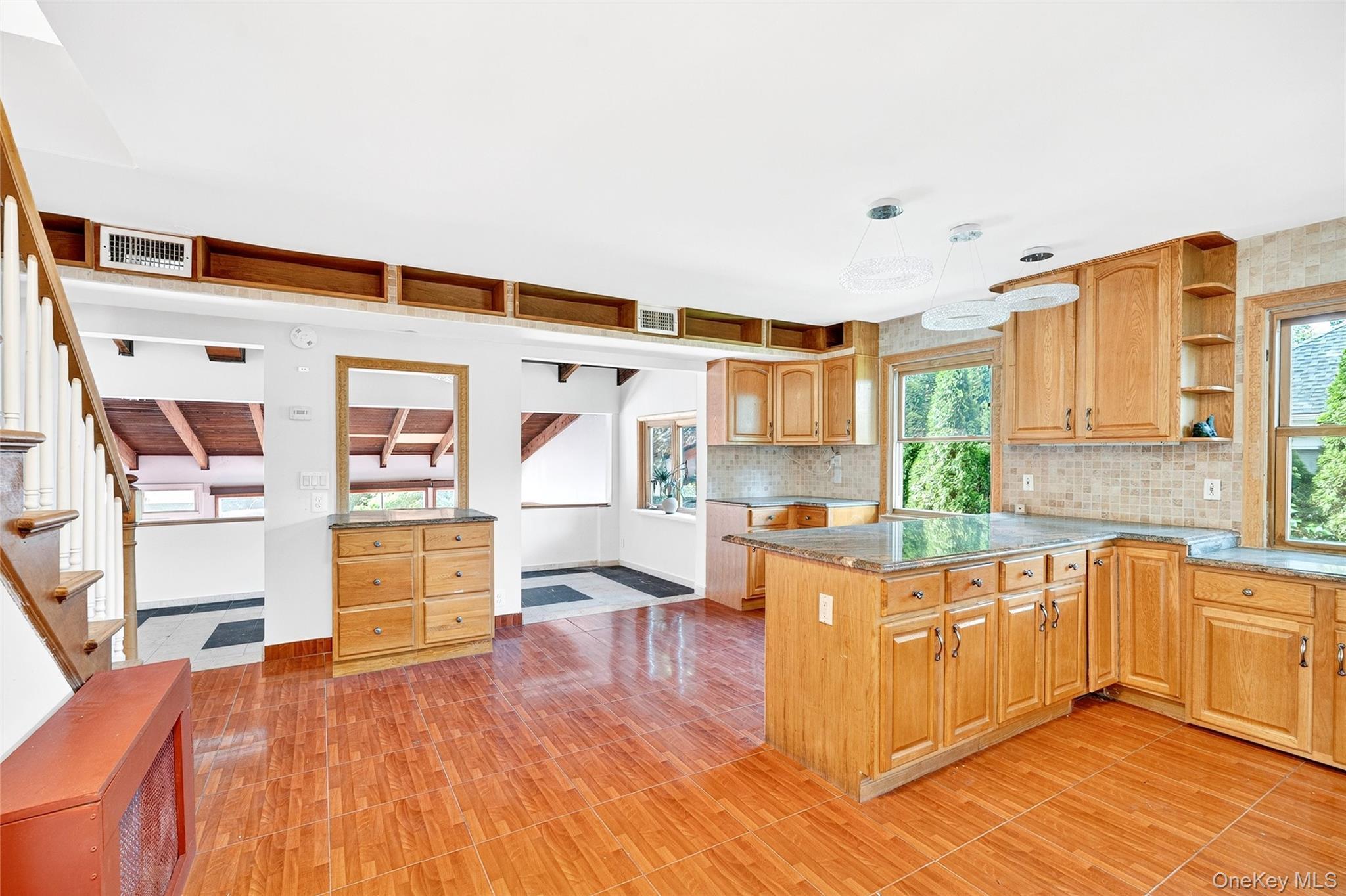 Single Family Independence Bronx, NY 10471, MLS-890641-5