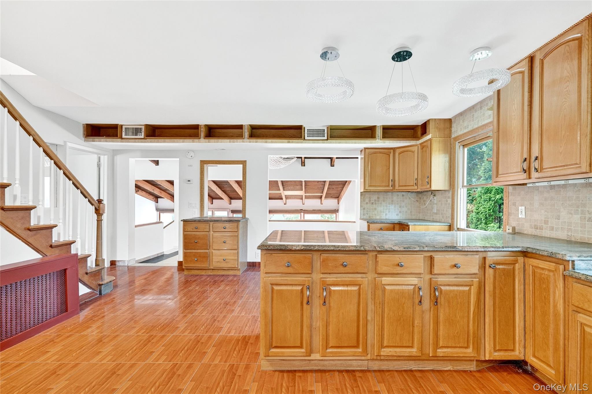 Single Family Independence Bronx, NY 10471, MLS-890641-9