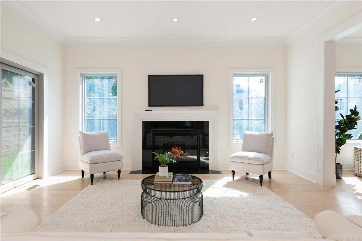 Single Family Woodland Nassau County, NY 11021, MLS-890672-10