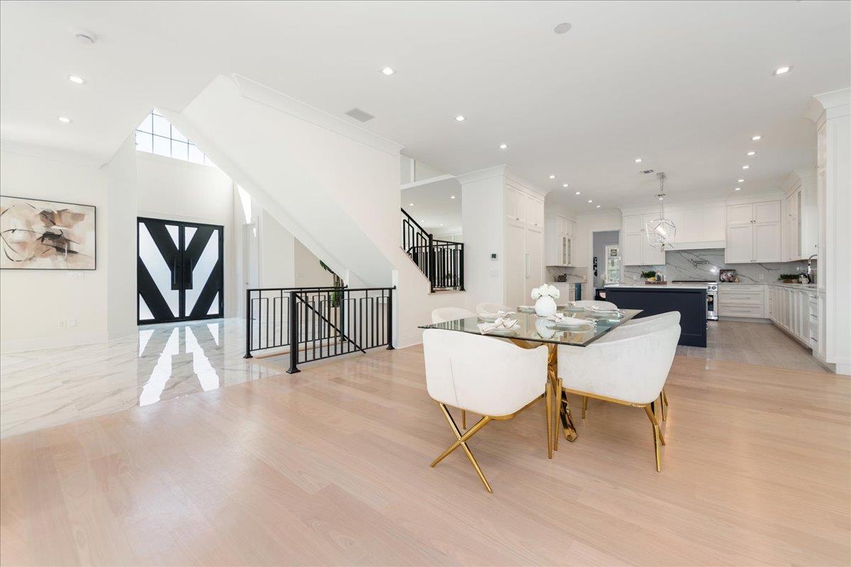 Single Family Woodland Nassau County, NY 11021, MLS-890672-14