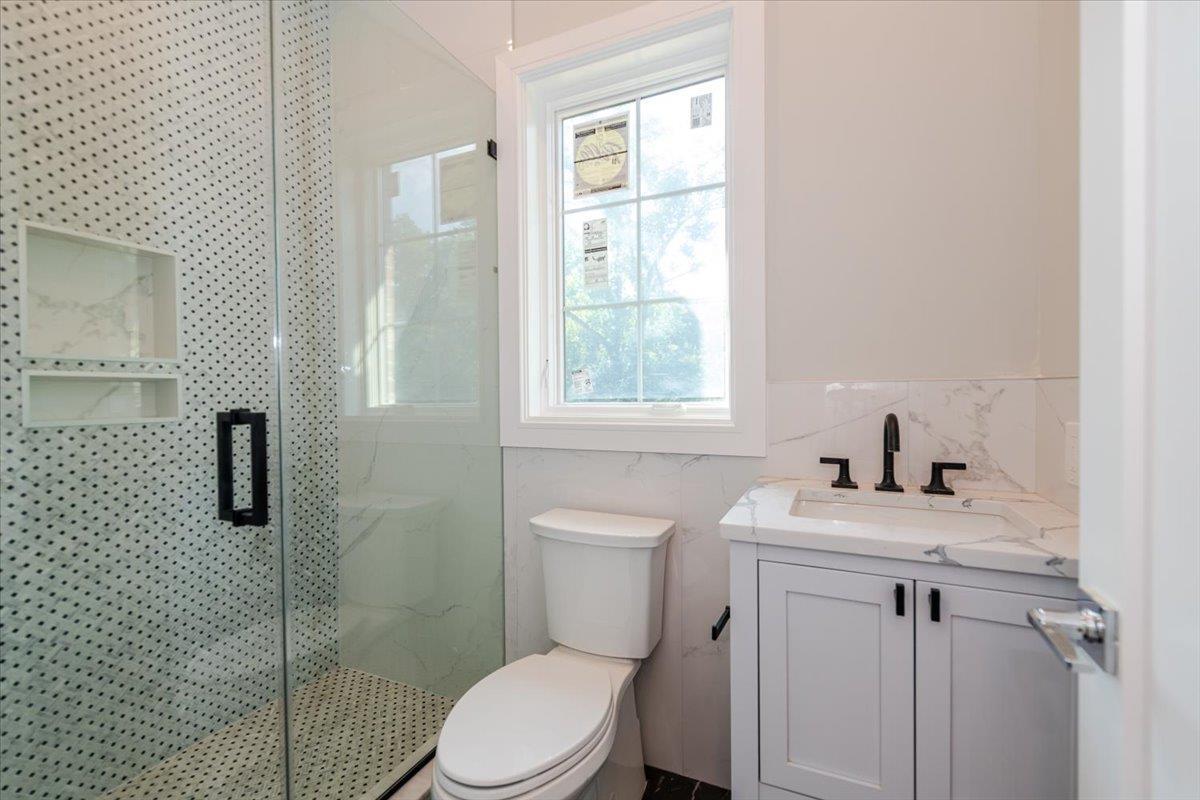 Single Family Woodland Nassau County, NY 11021, MLS-890672-27