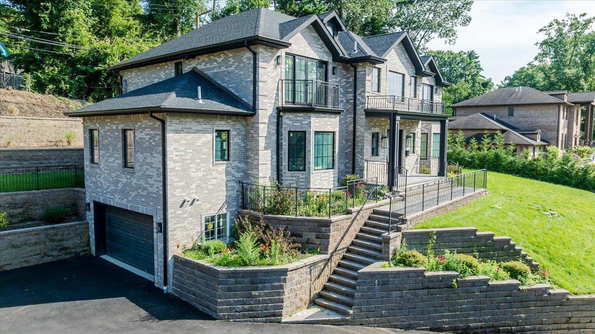 Single Family Woodland Nassau County, NY 11021, MLS-890672-45