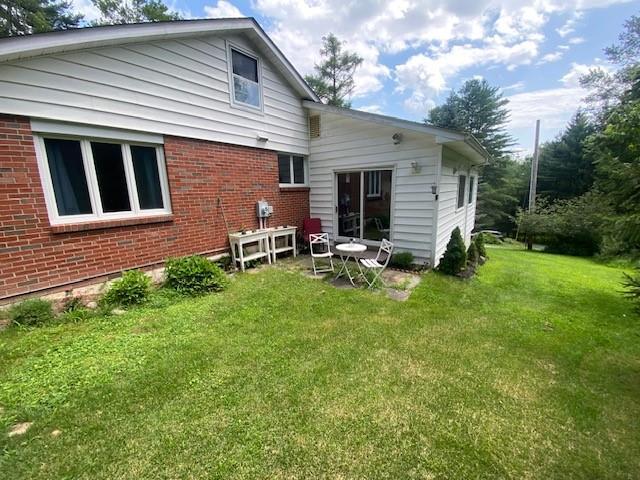 Single Family Hollow  Sullivan County, NY 12737, MLS-890697-4