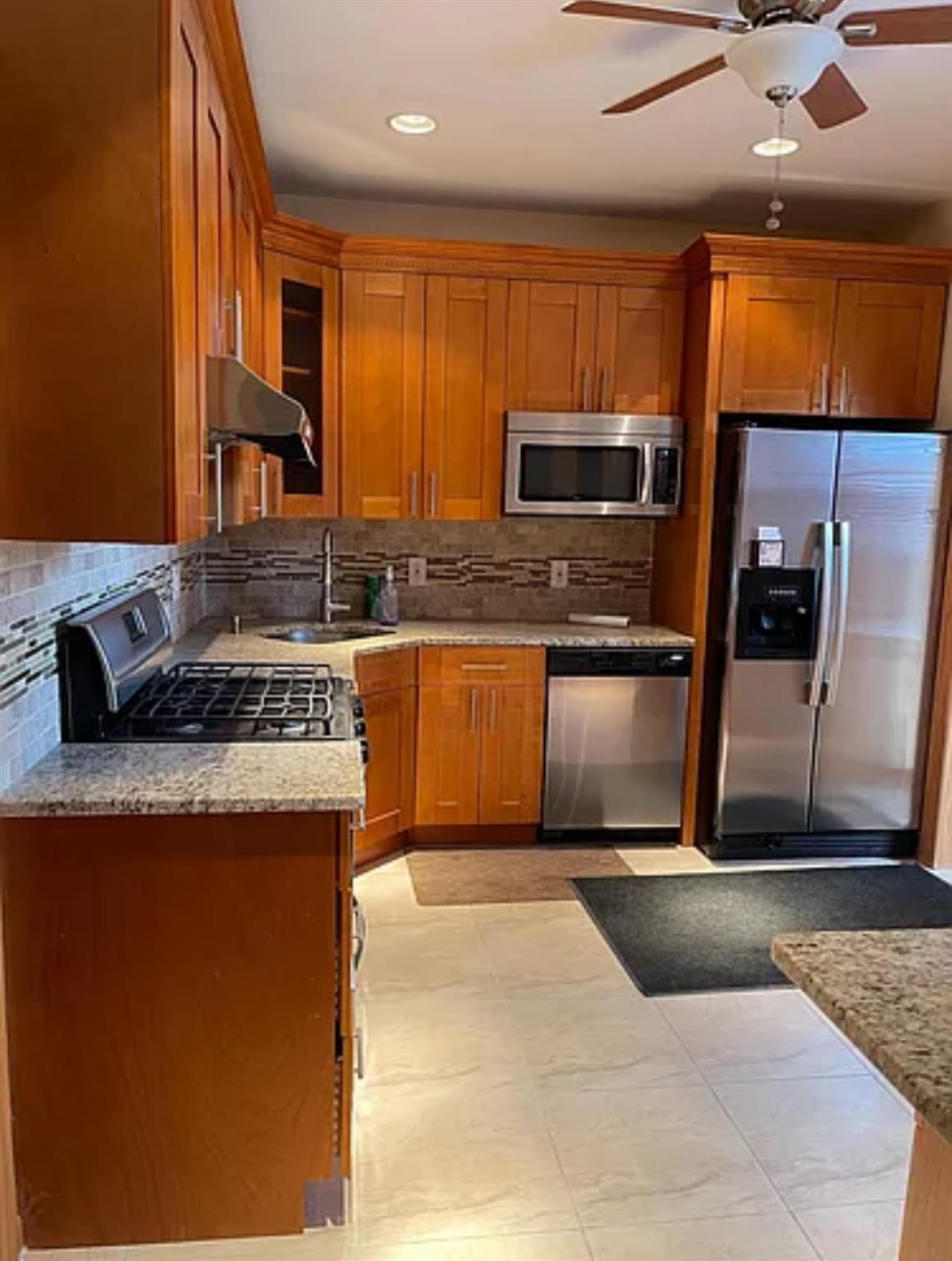 Single Family Paulding Bronx, NY 10469, MLS-890700-5