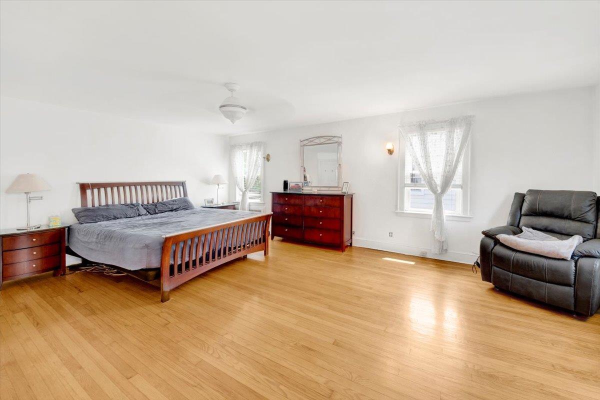 Single Family Devoe Westchester County, NY 10705, MLS-890709-25