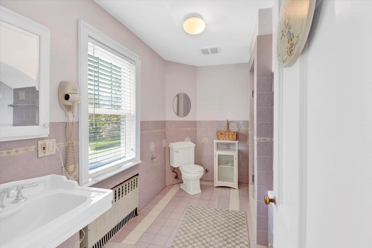 Single Family Devoe Westchester County, NY 10705, MLS-890709-27