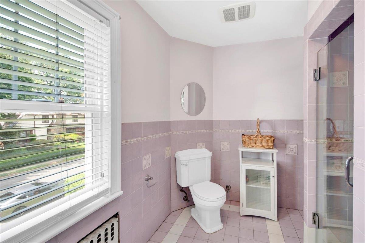 Single Family Devoe Westchester County, NY 10705, MLS-890709-28