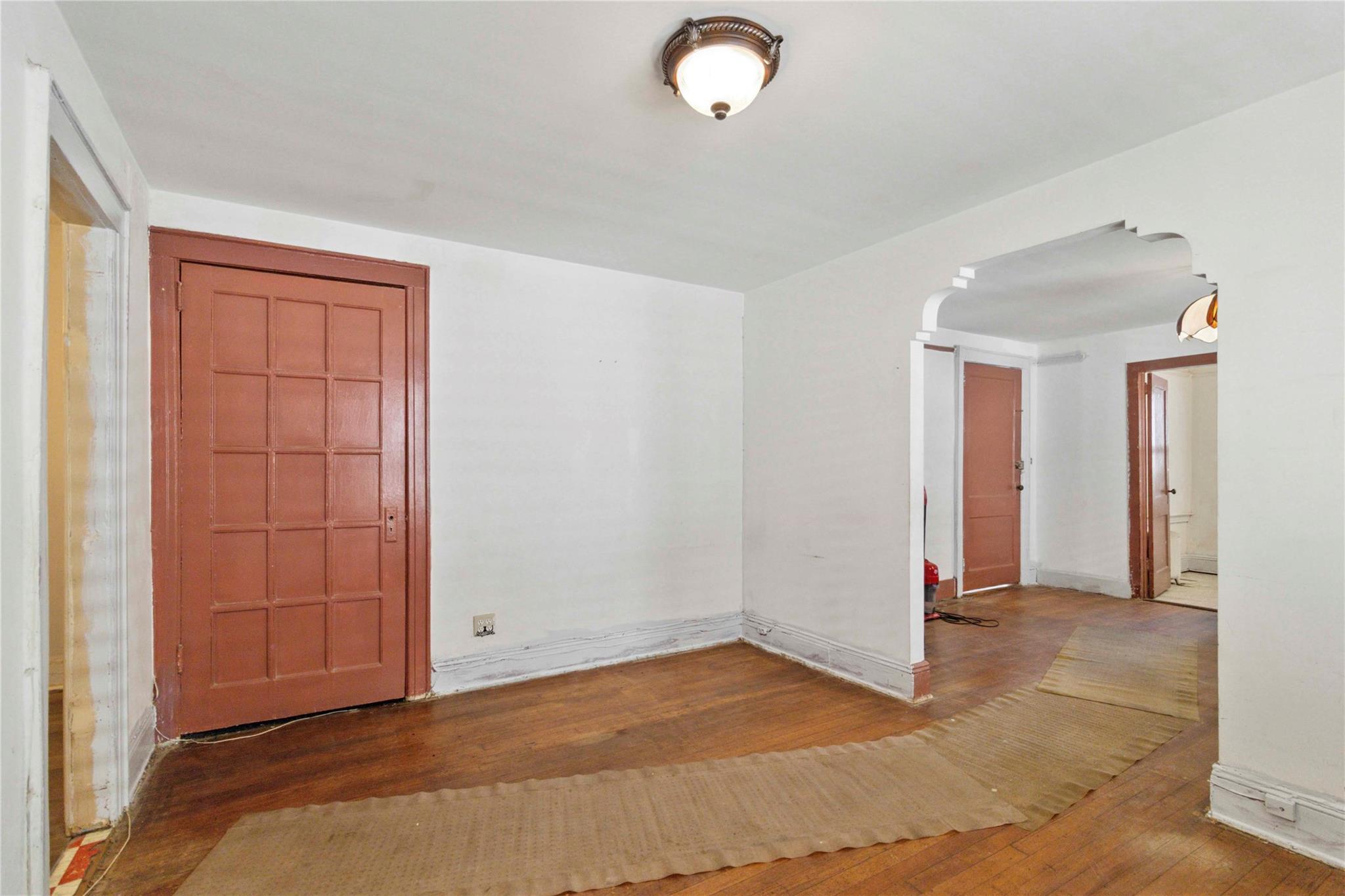 Single Family 93rd  Queens, NY 11372, MLS-890738-21