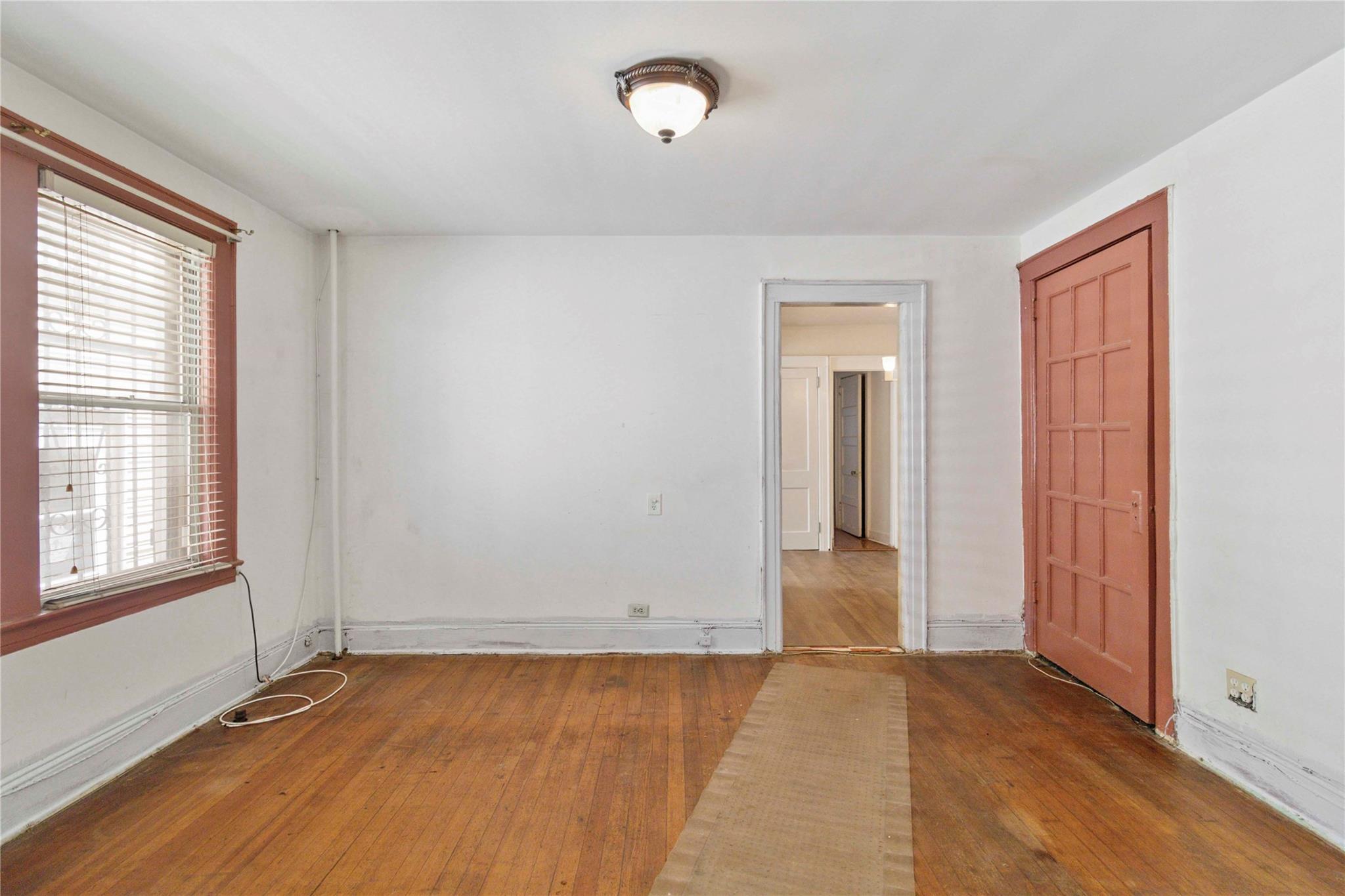 Single Family 93rd  Queens, NY 11372, MLS-890738-22