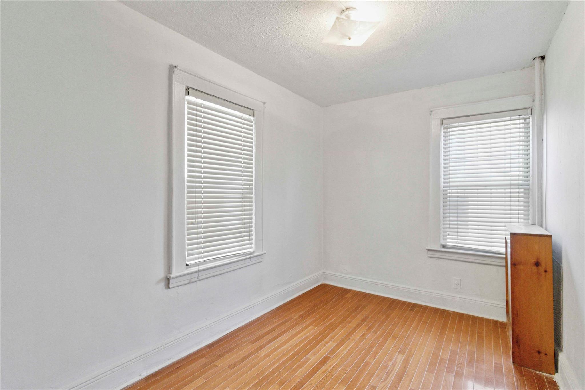 Single Family 93rd  Queens, NY 11372, MLS-890738-28