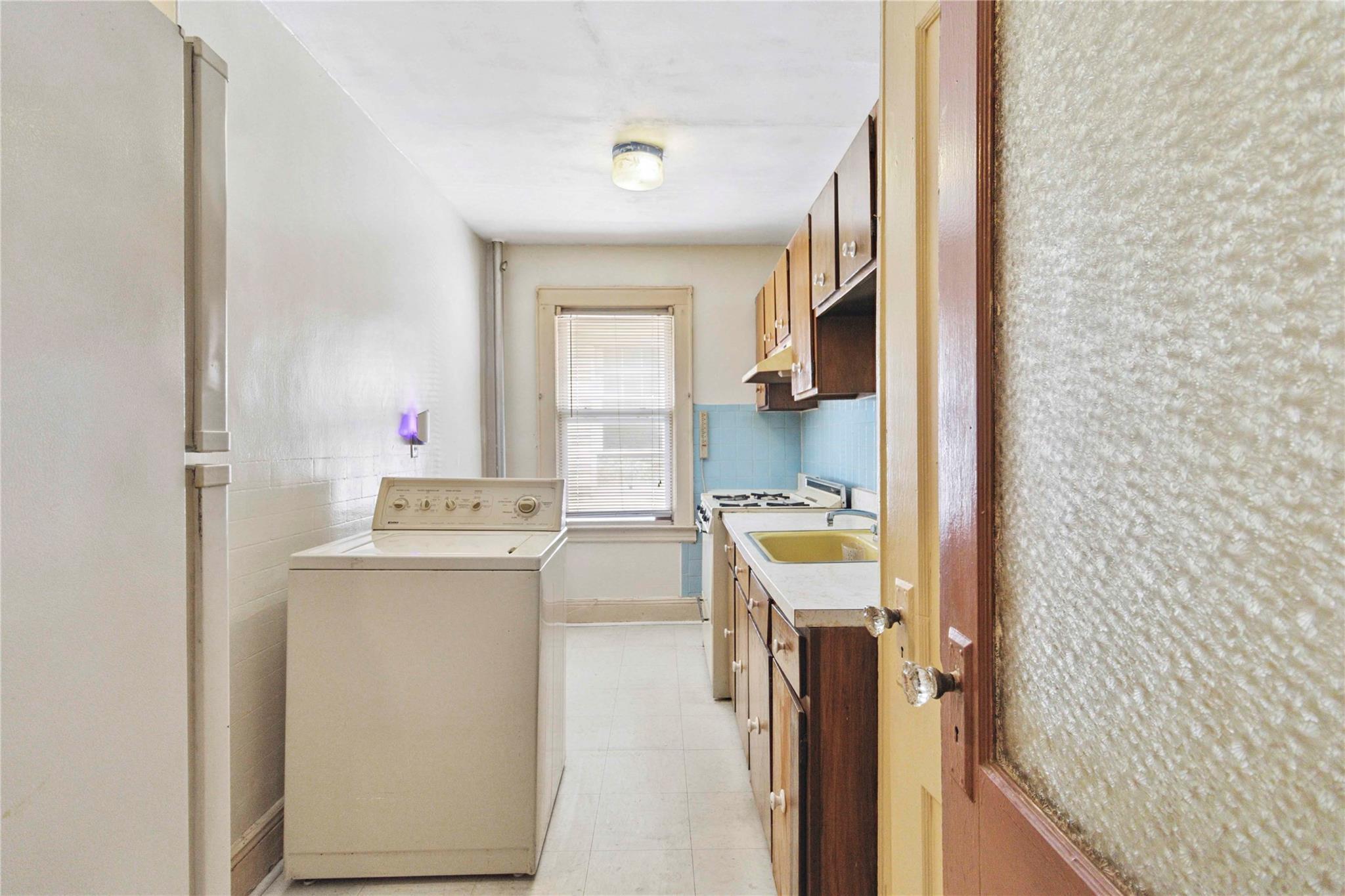 Single Family 93rd  Queens, NY 11372, MLS-890738-9