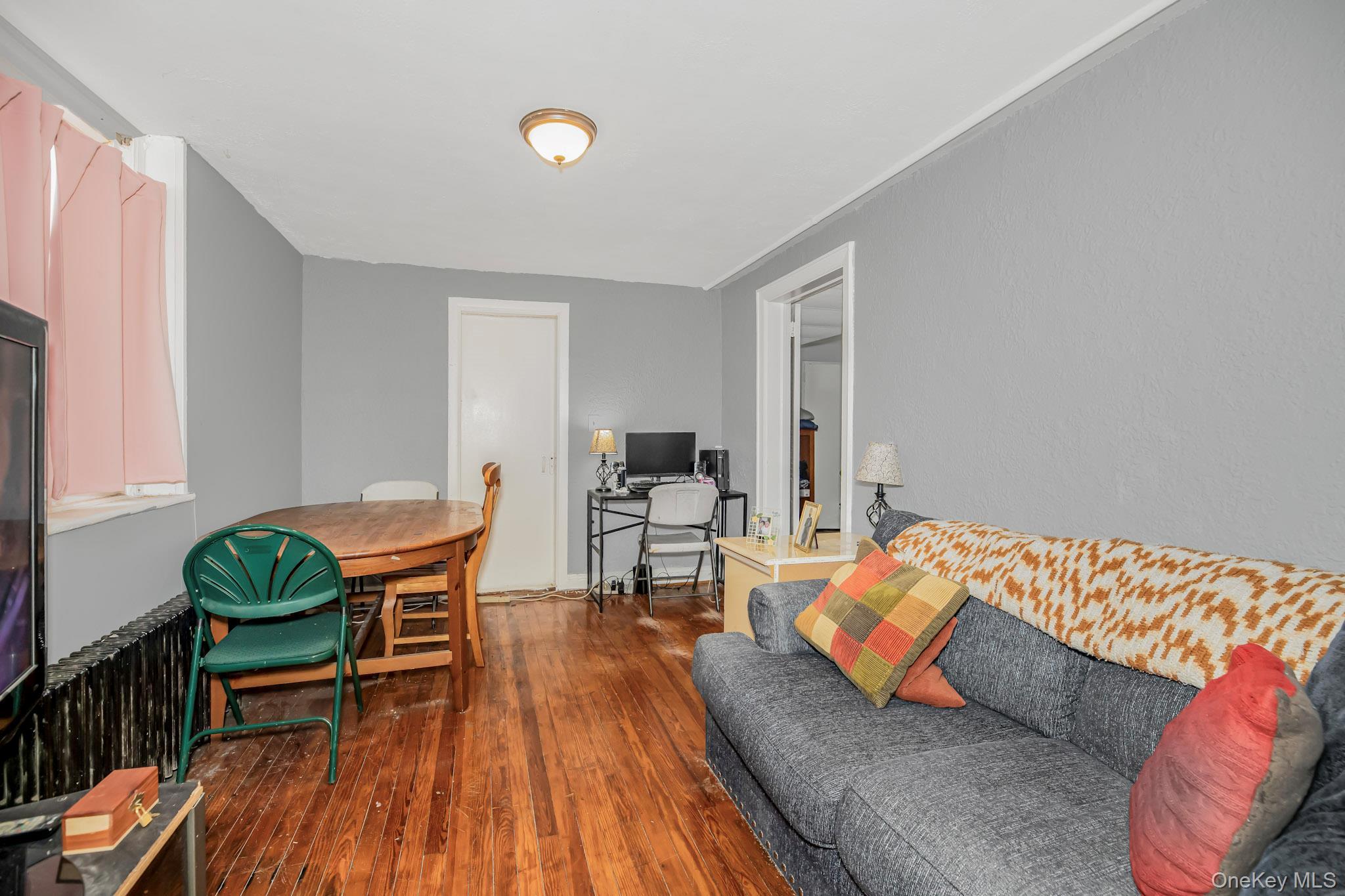 Single Family Cowles Westchester County, NY 10704, MLS-890747-17