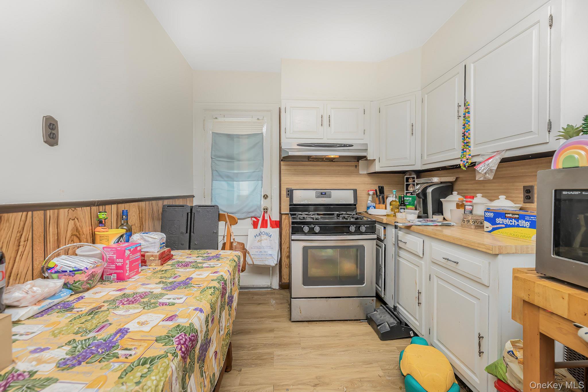 Single Family Cowles Westchester County, NY 10704, MLS-890747-6