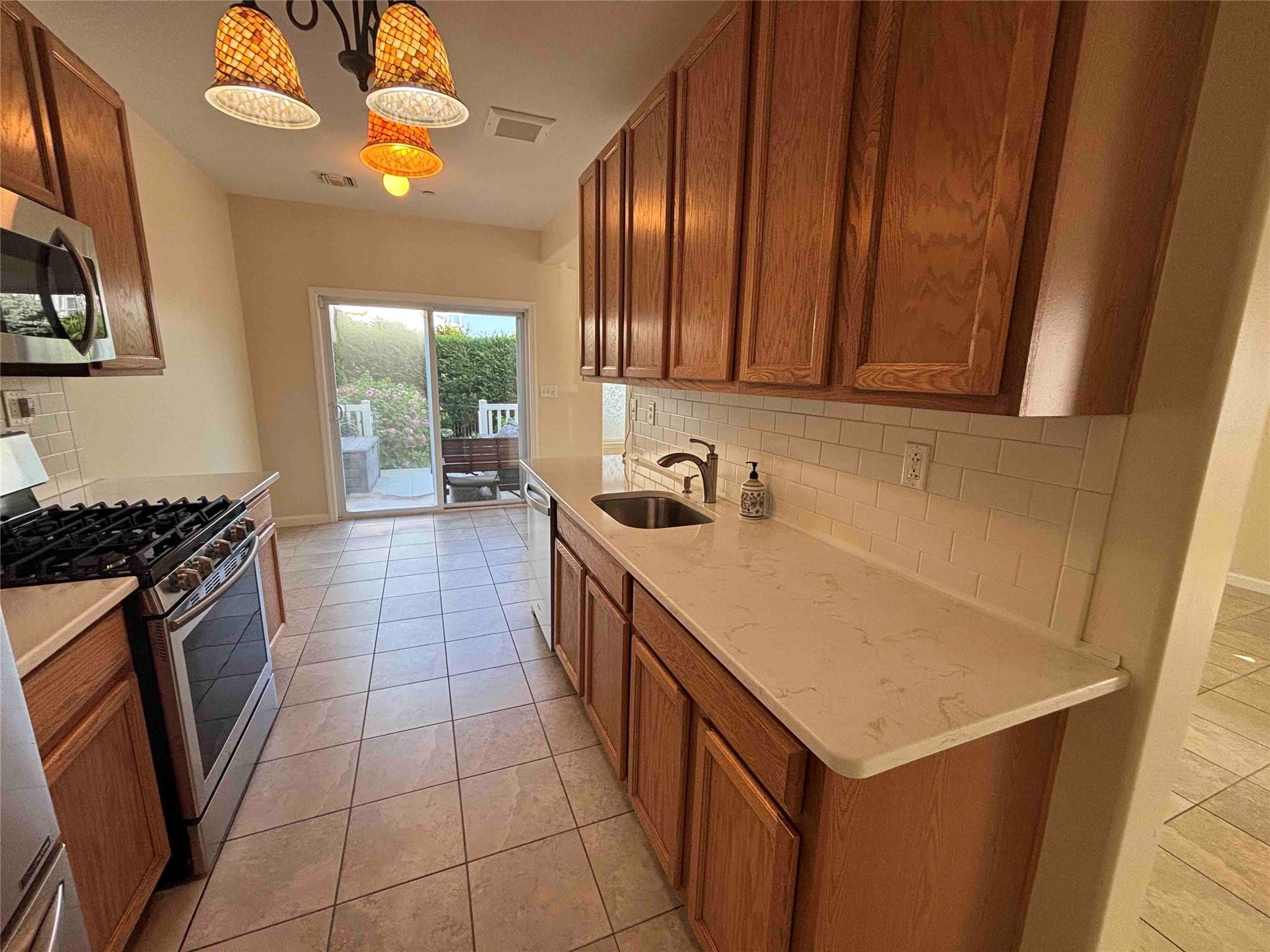 Single Family Seaspray  Queens, NY 11692, MLS-890761-3