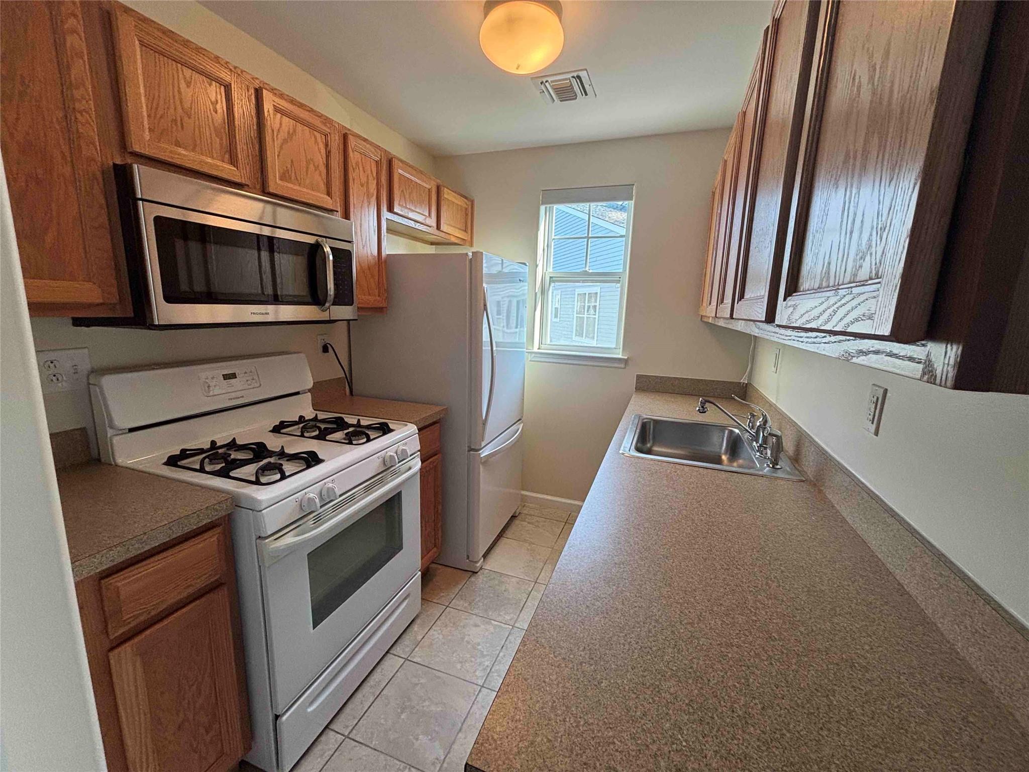 Single Family Seaspray  Queens, NY 11692, MLS-890761-6