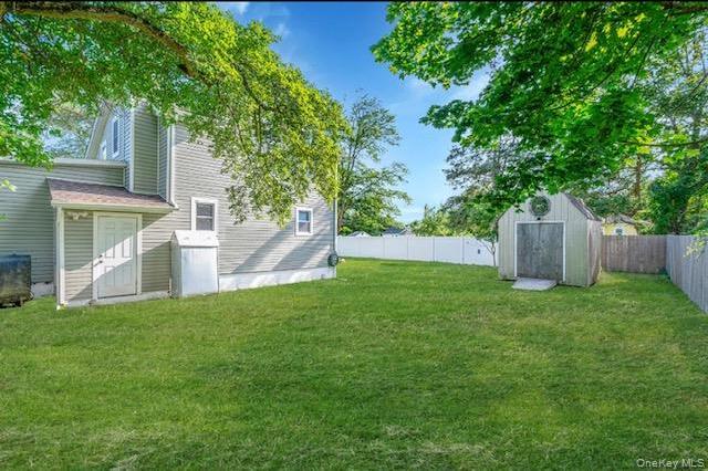 Single Family Manhasset  Suffolk County, NY 11951, MLS-890762-7