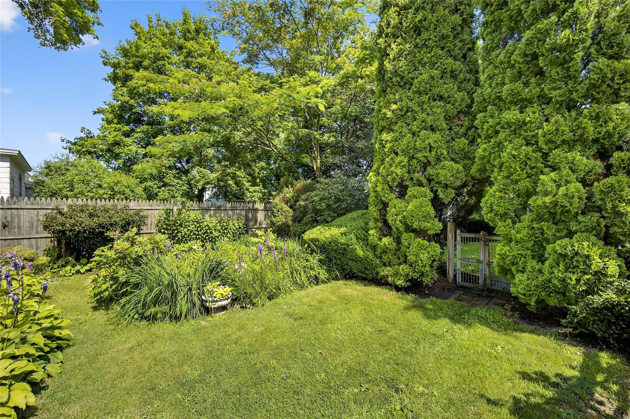 Single Family Academy  Dutchess County, NY 12590, MLS-890765-20