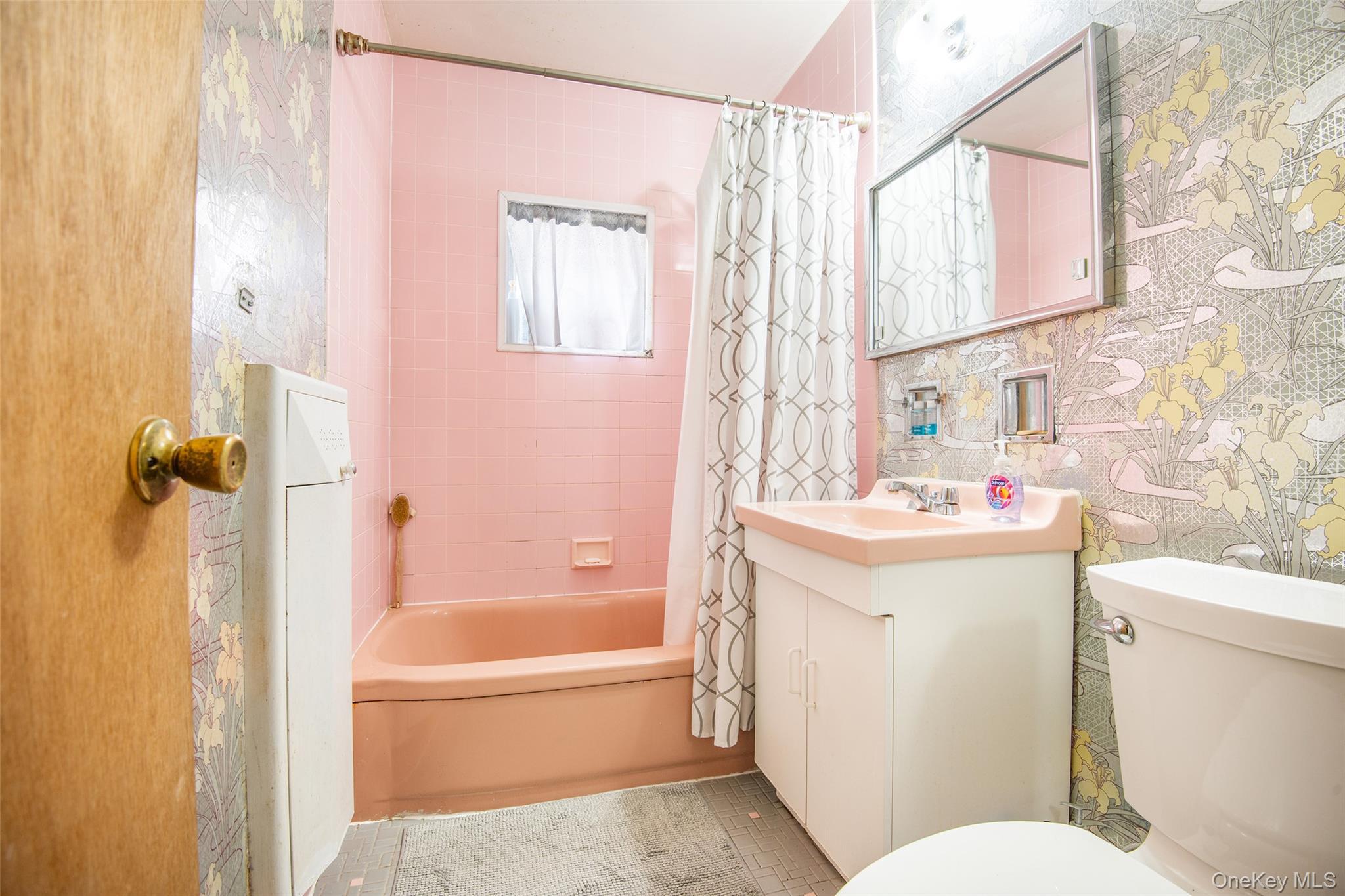 Single Family Shore  Bronx, NY 10465, MLS-890781-10