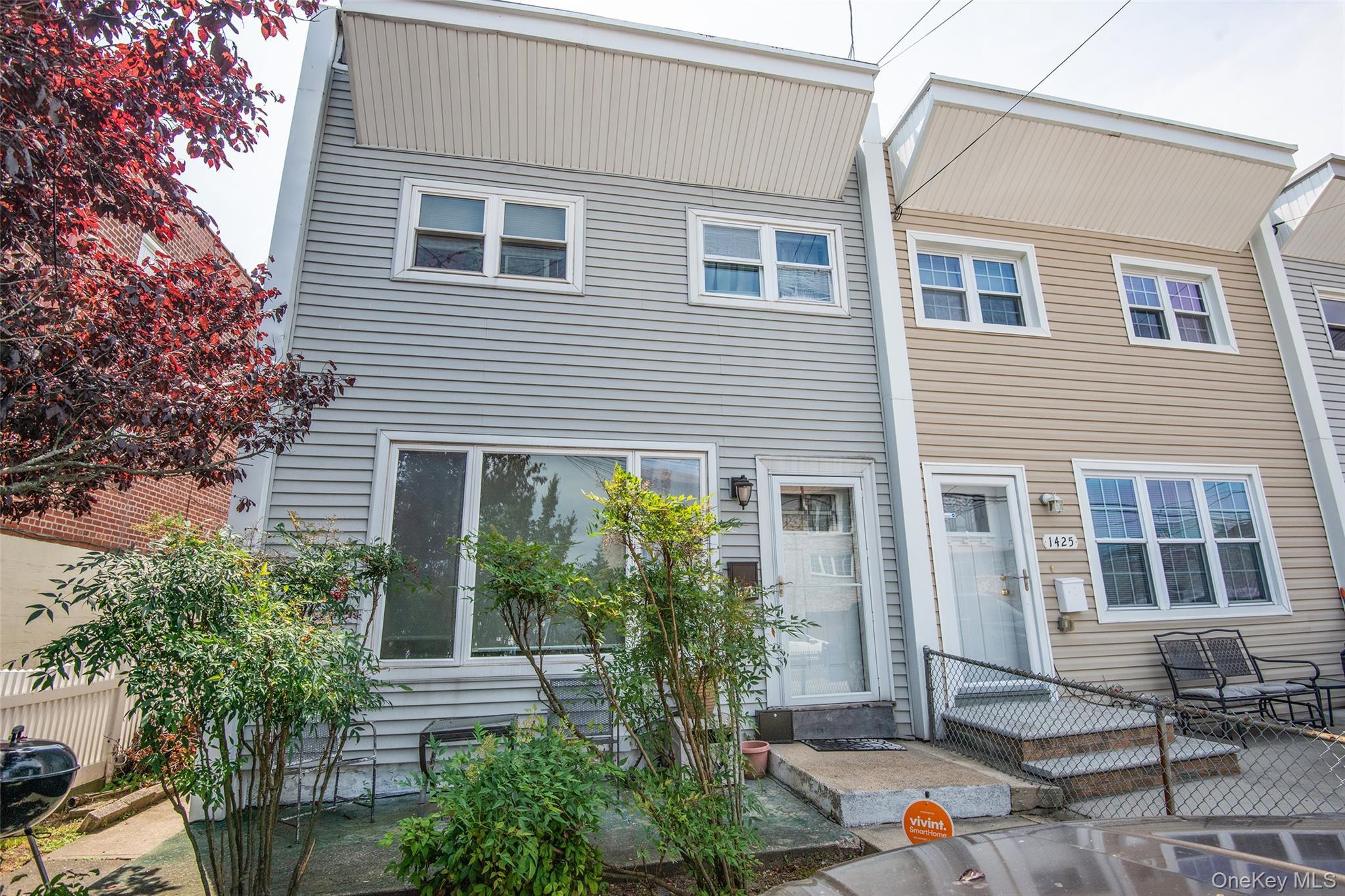 Single Family Shore  Bronx, NY 10465, MLS-890781-2