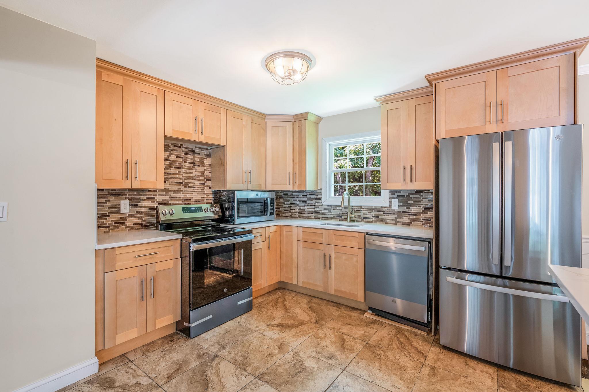 Single Family Carnation  Suffolk County, NY 11967, MLS-890789-10