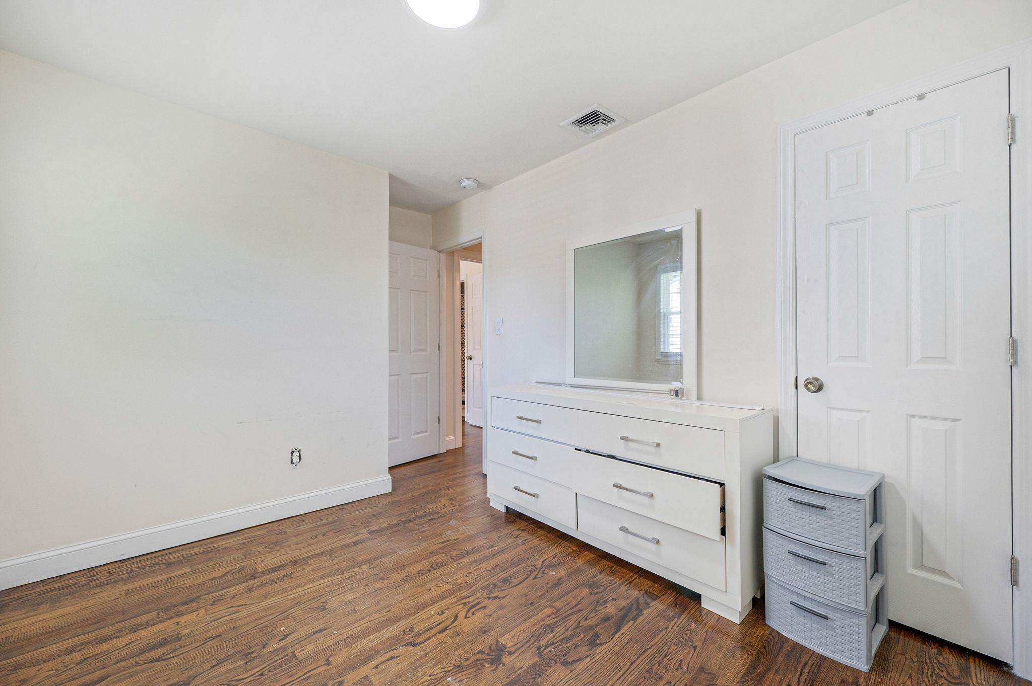 Single Family Carnation  Suffolk County, NY 11967, MLS-890789-18