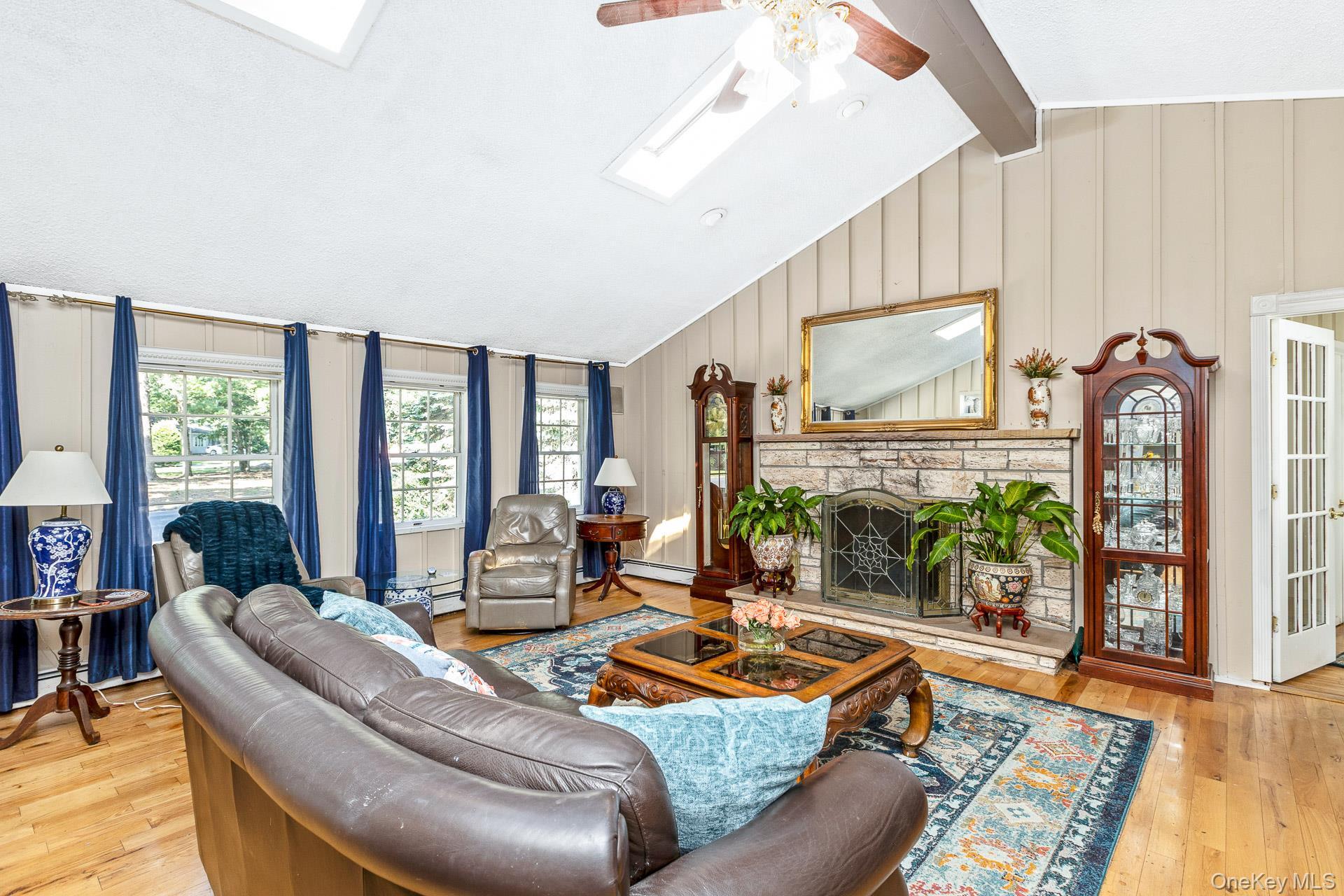 Single Family Fox  Suffolk County, NY 11786, MLS-890813-21