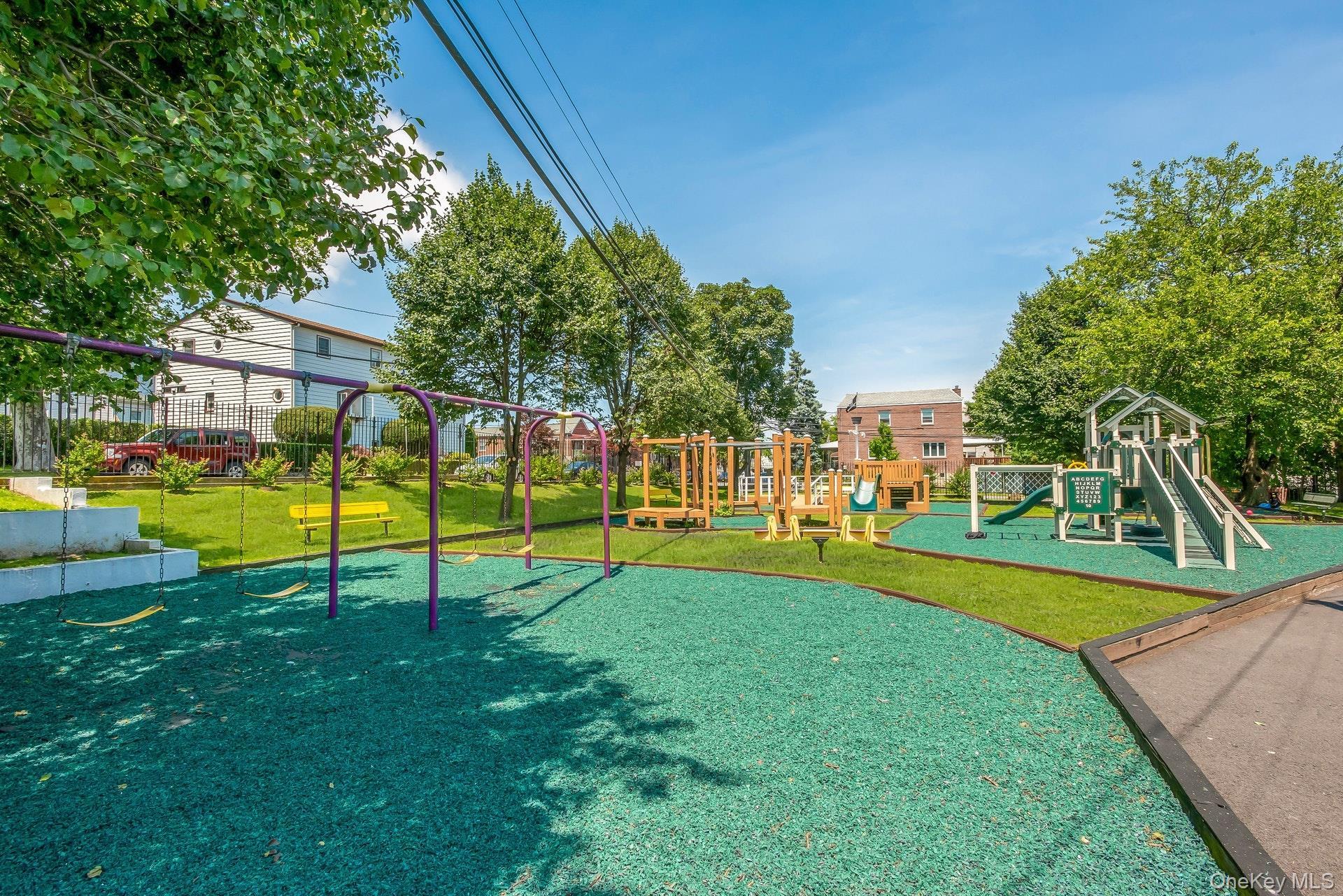 Coop Aster  Bronx, NY 10465, MLS-890819-31