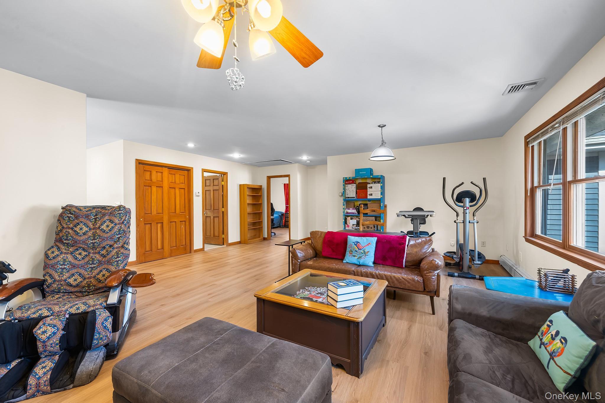 Single Family Oak  Orange County, NY 12553, MLS-890834-23