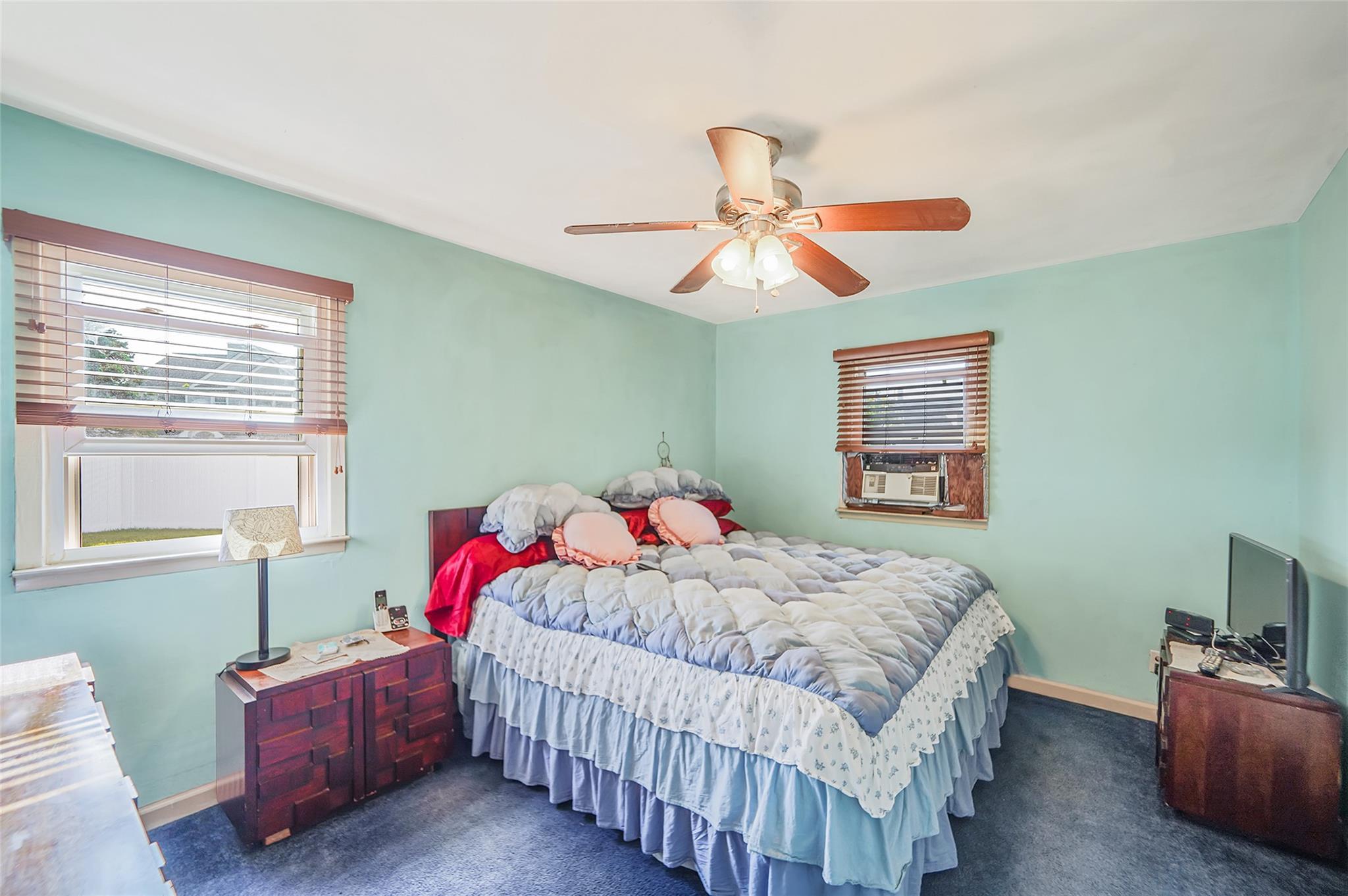Single Family Marshall  Nassau County, NY 11710, MLS-890856-10