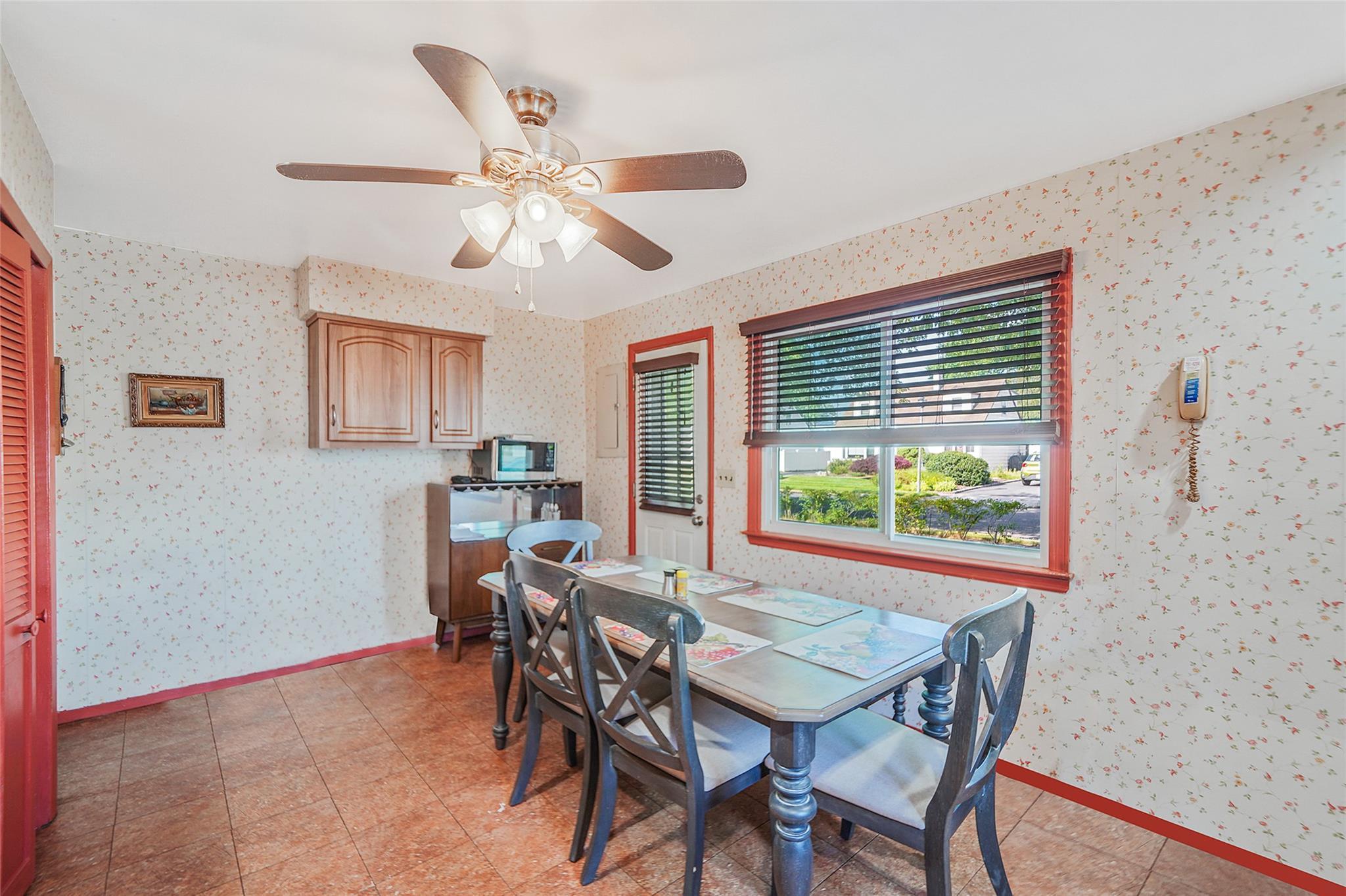 Single Family Marshall  Nassau County, NY 11710, MLS-890856-4
