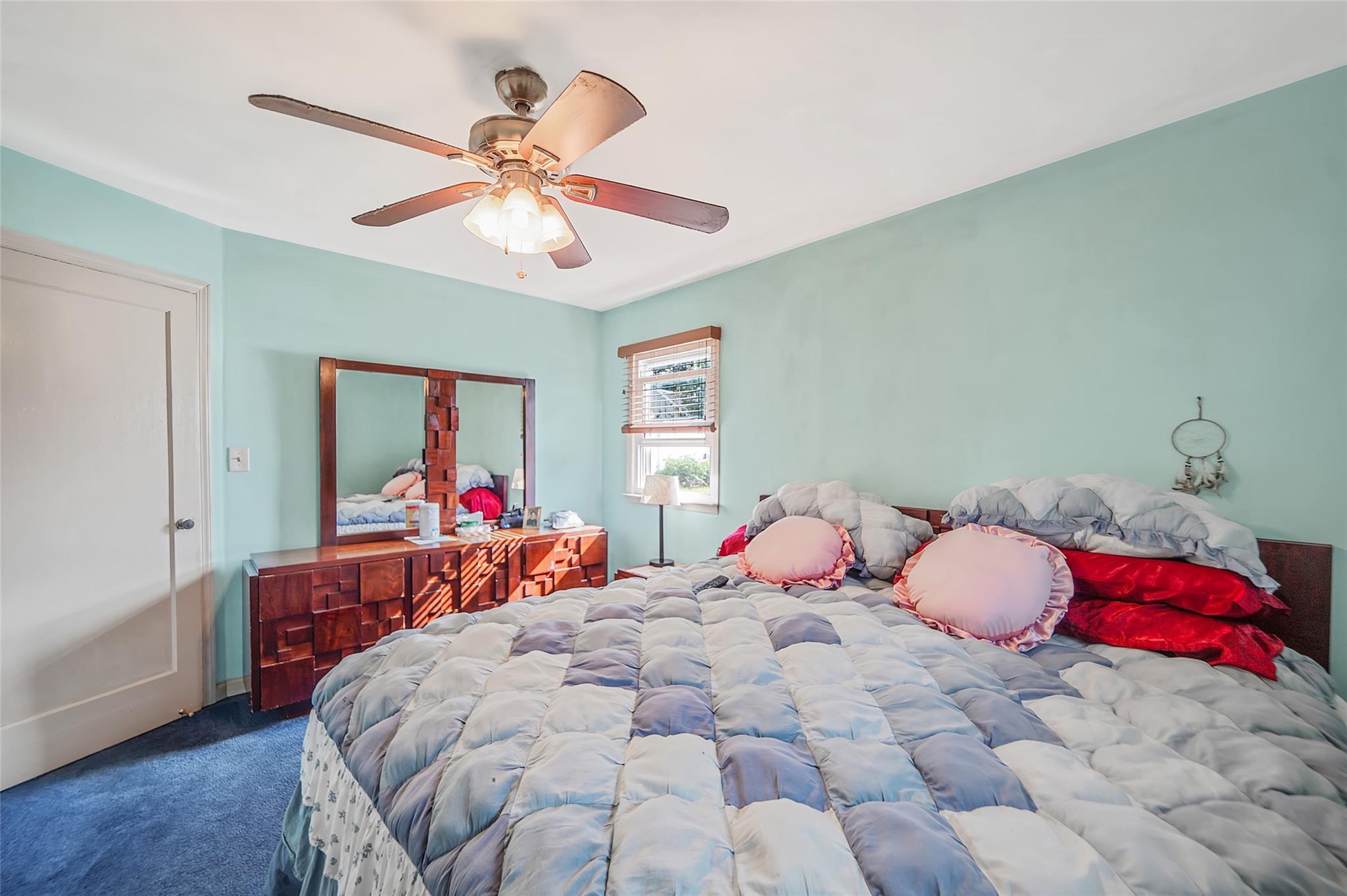 Single Family Marshall  Nassau County, NY 11710, MLS-890856-9