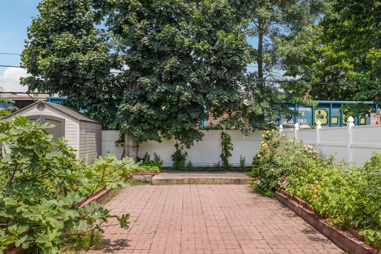 Single Family 77th Queens, NY 11385, MLS-890870-13