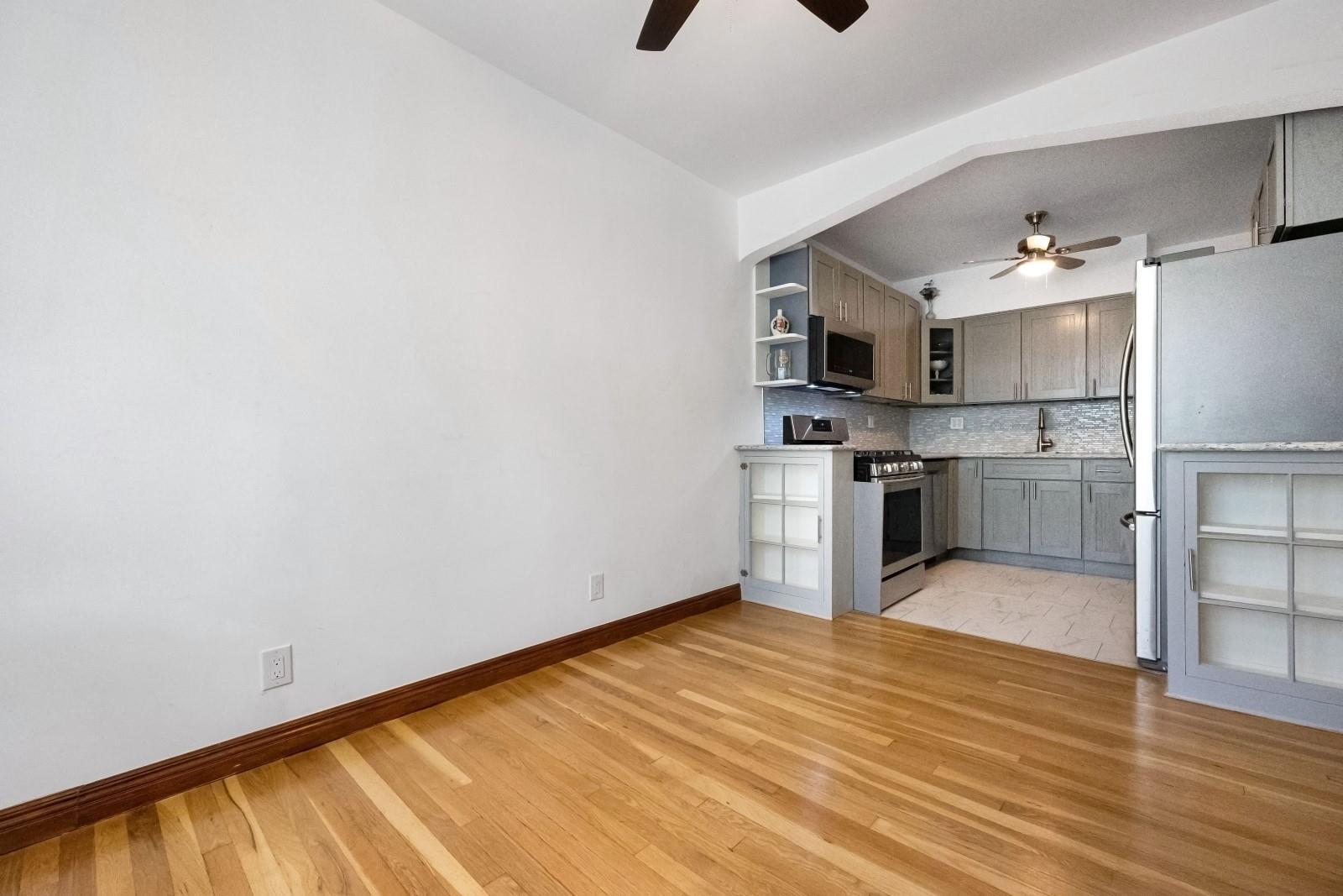 Single Family 77th Queens, NY 11385, MLS-890870-3