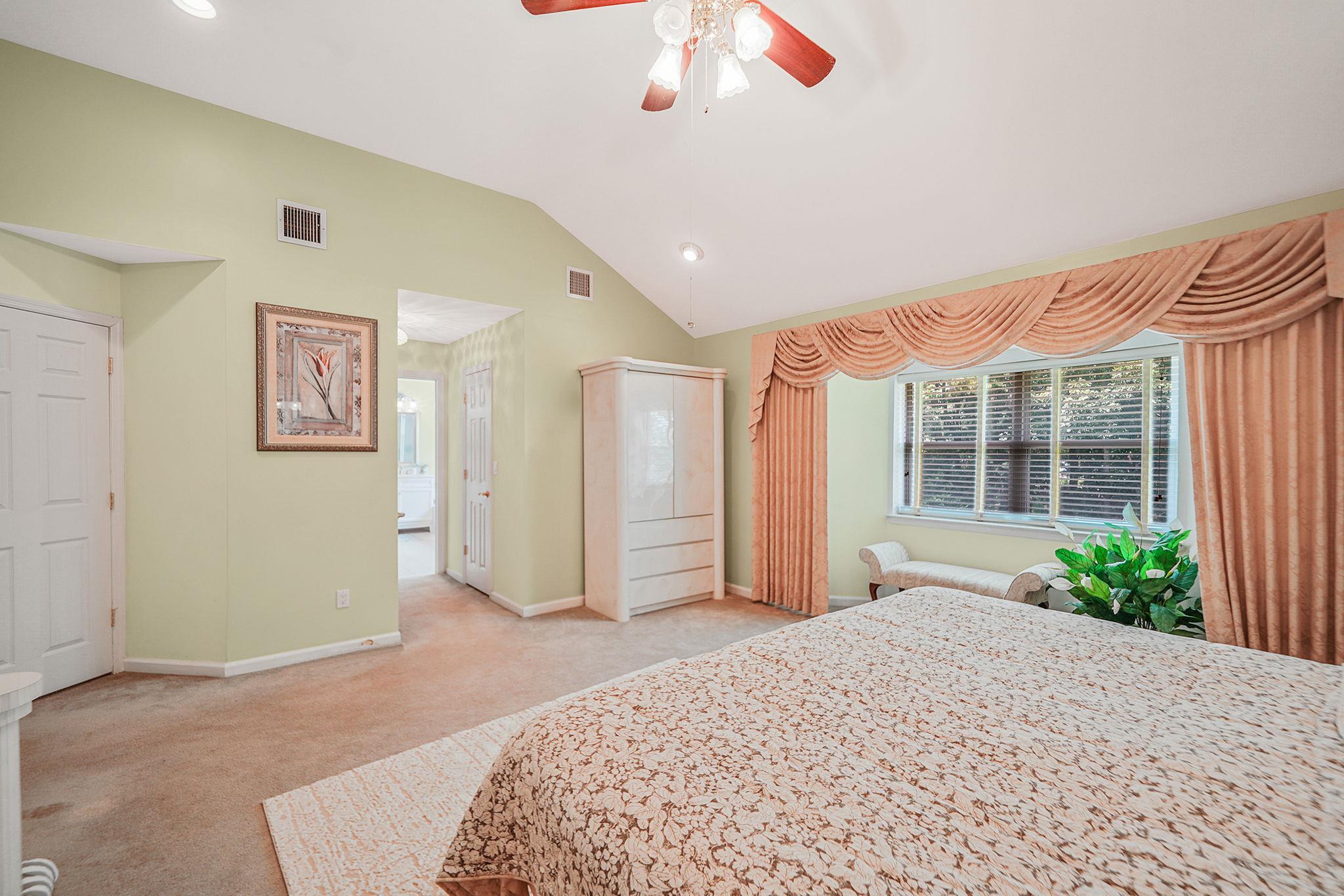 Single Family Sara  Suffolk County, NY 11767, MLS-890871-33