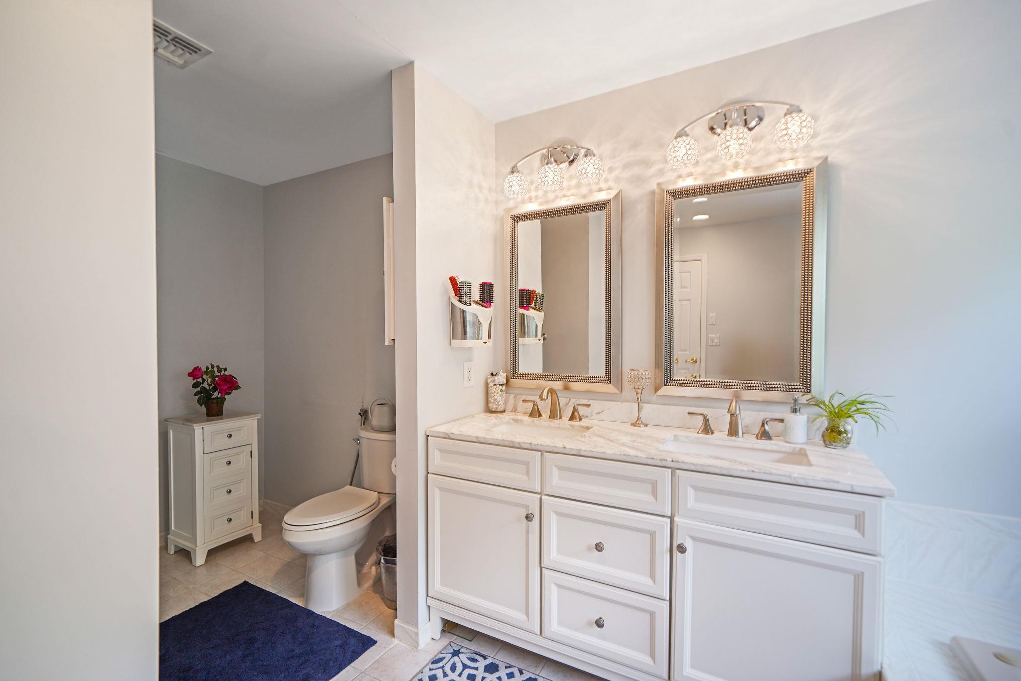 Single Family Sara  Suffolk County, NY 11767, MLS-890871-35