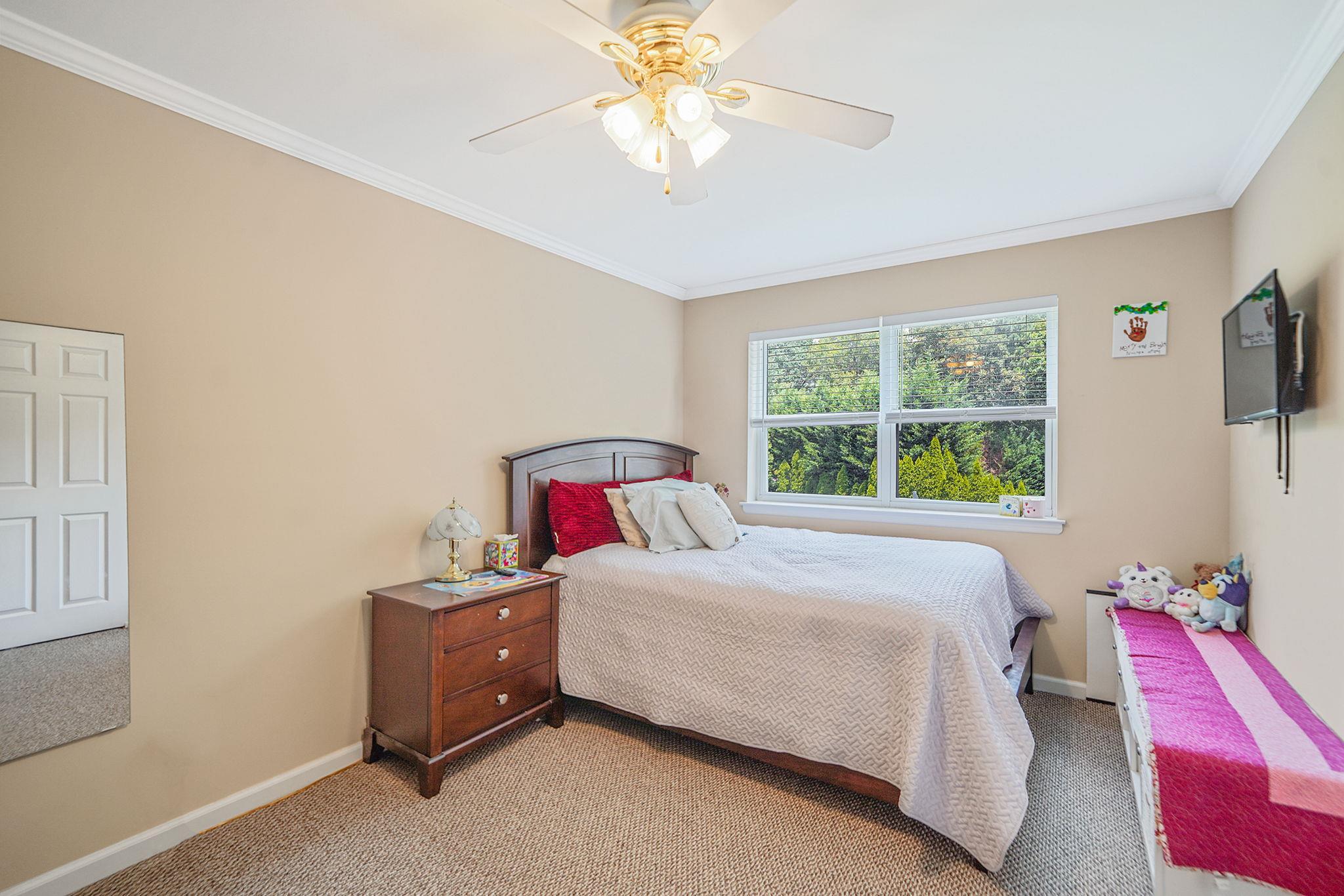 Single Family Sara  Suffolk County, NY 11767, MLS-890871-38