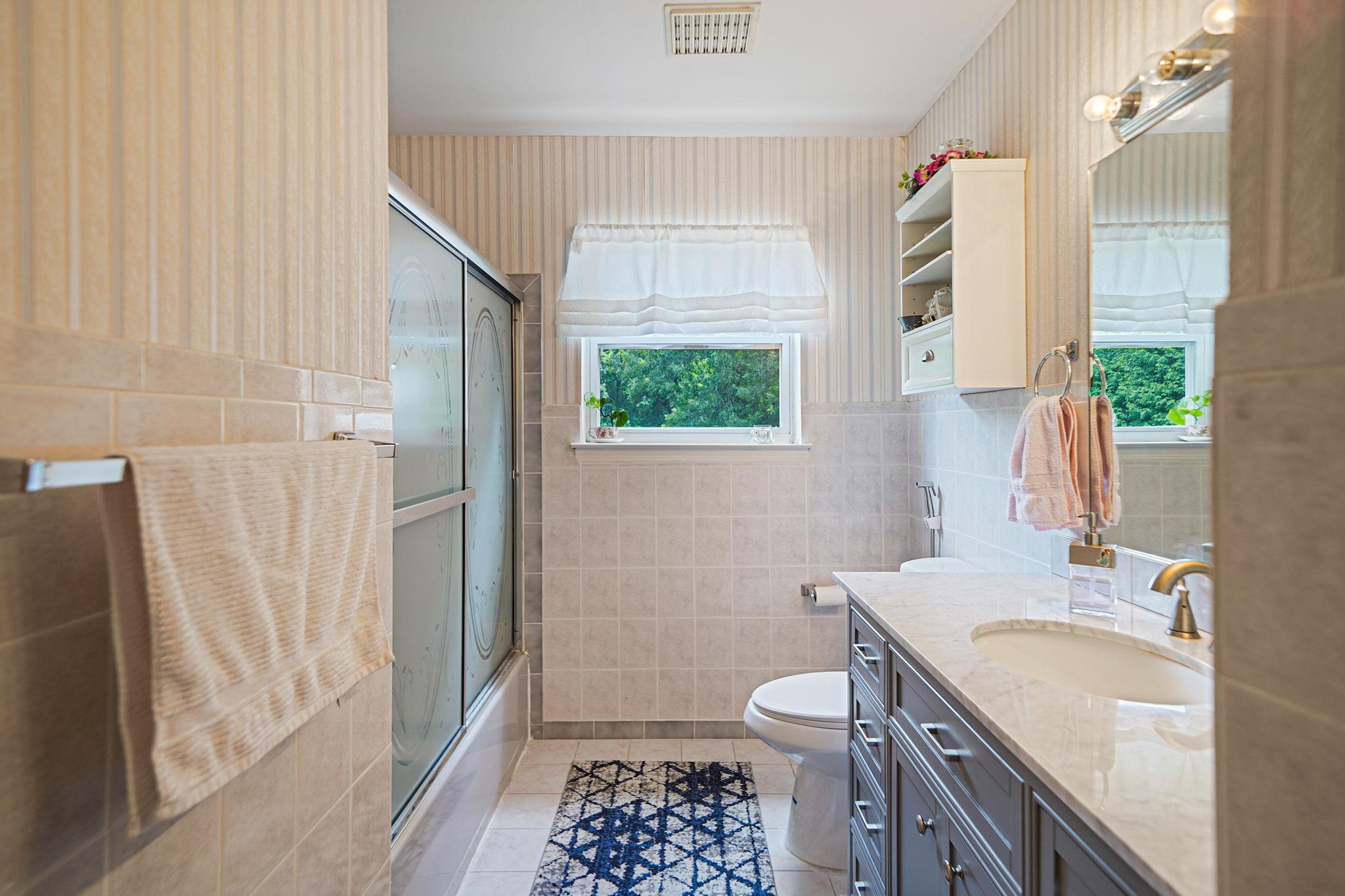 Single Family Sara  Suffolk County, NY 11767, MLS-890871-40