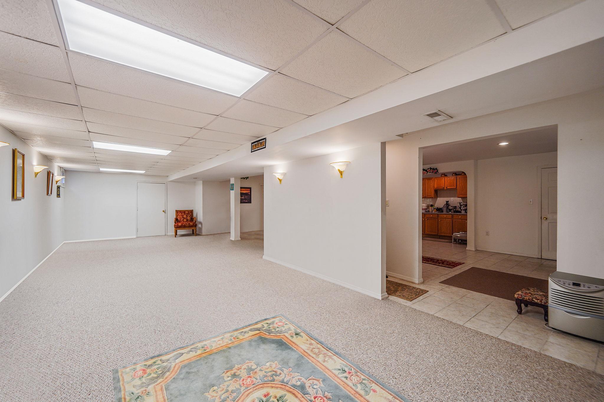 Single Family Sara  Suffolk County, NY 11767, MLS-890871-45