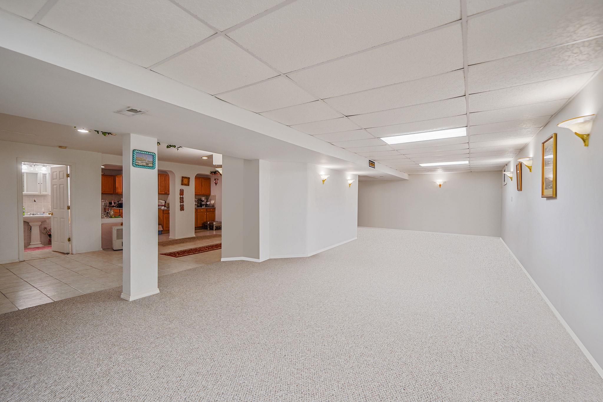 Single Family Sara  Suffolk County, NY 11767, MLS-890871-46